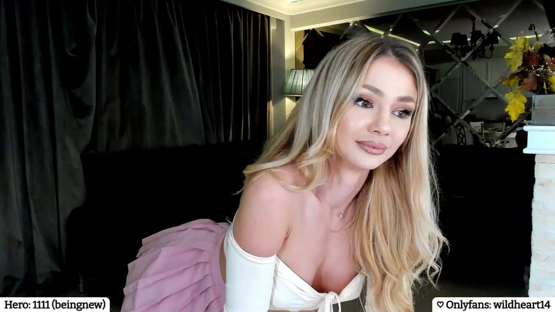 Gallery image thumbnail from Yveline's myfreecams stream on, 03/10/2025, 22:51 image 18 of 20