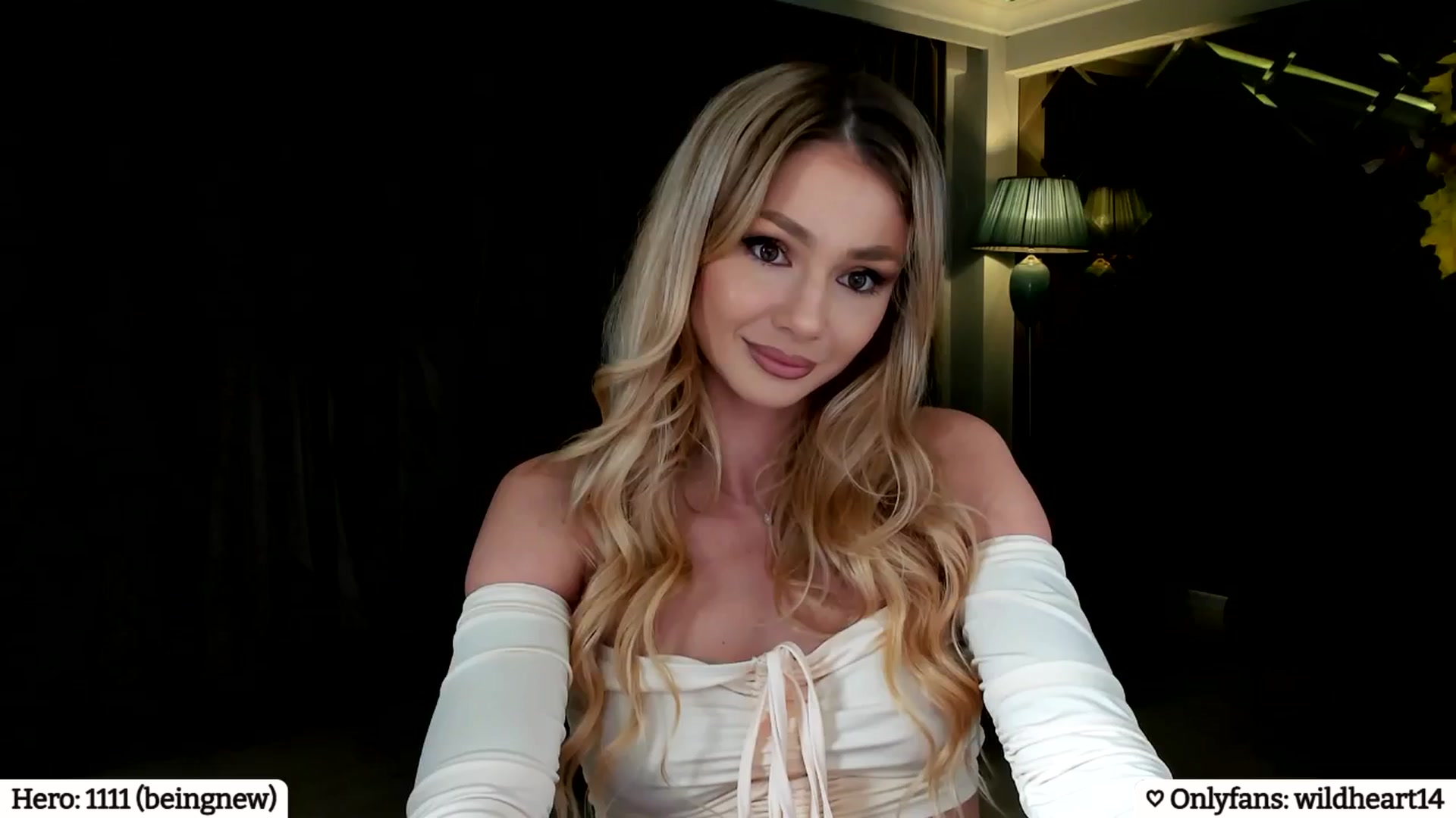Gallery image thumbnail from Yveline's myfreecams stream on, 03/11/2025, 01:32 image 3 of 20
