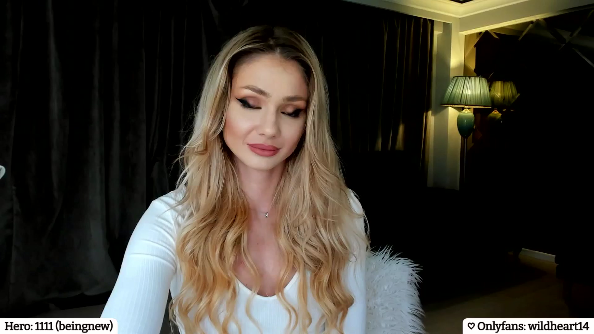 Gallery image thumbnail from Yveline's myfreecams stream on, 03/12/2025, 22:37 image 19 of 20