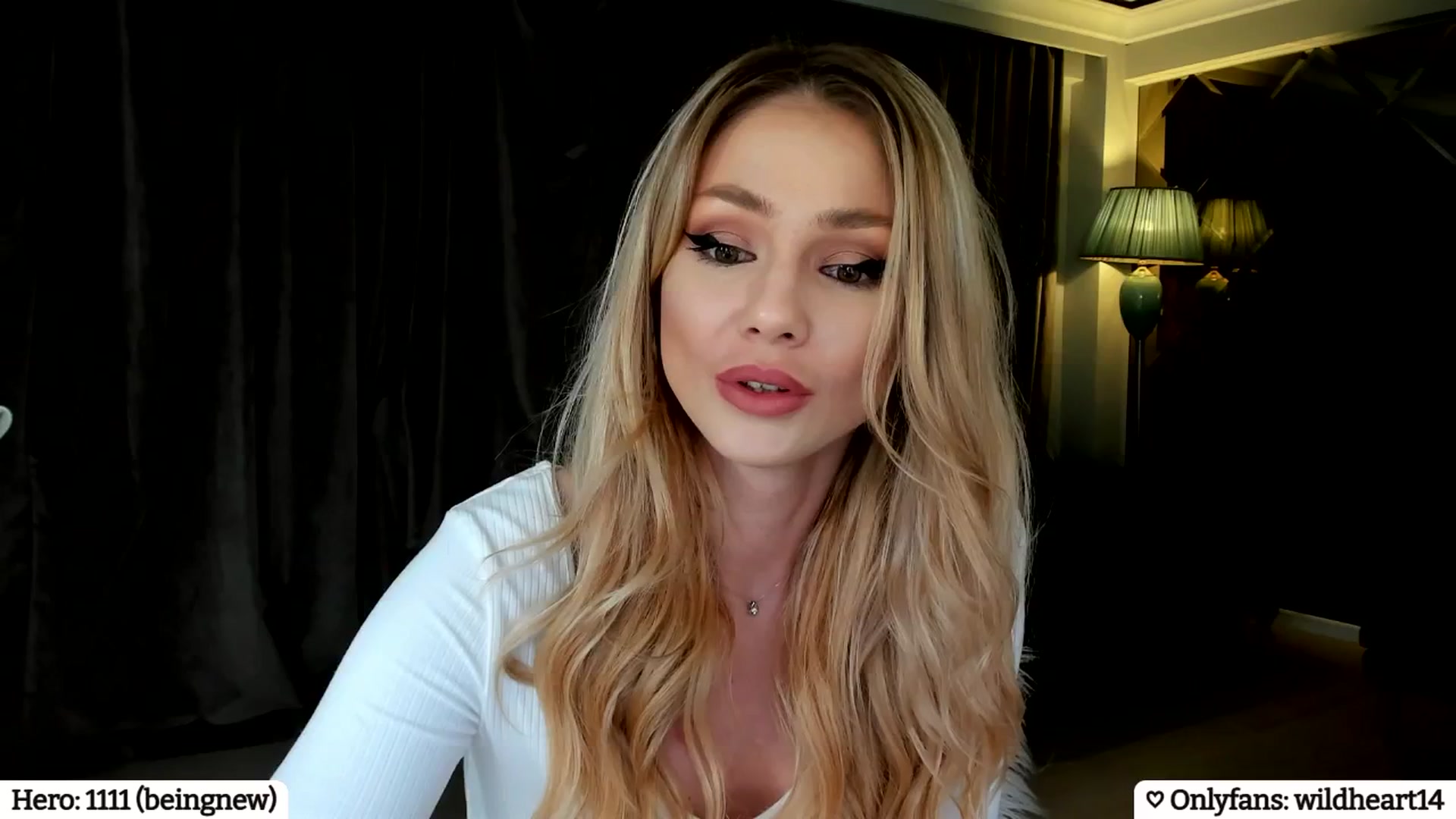 Gallery image thumbnail from Yveline's myfreecams stream on, 03/12/2025, 22:37 image 17 of 20