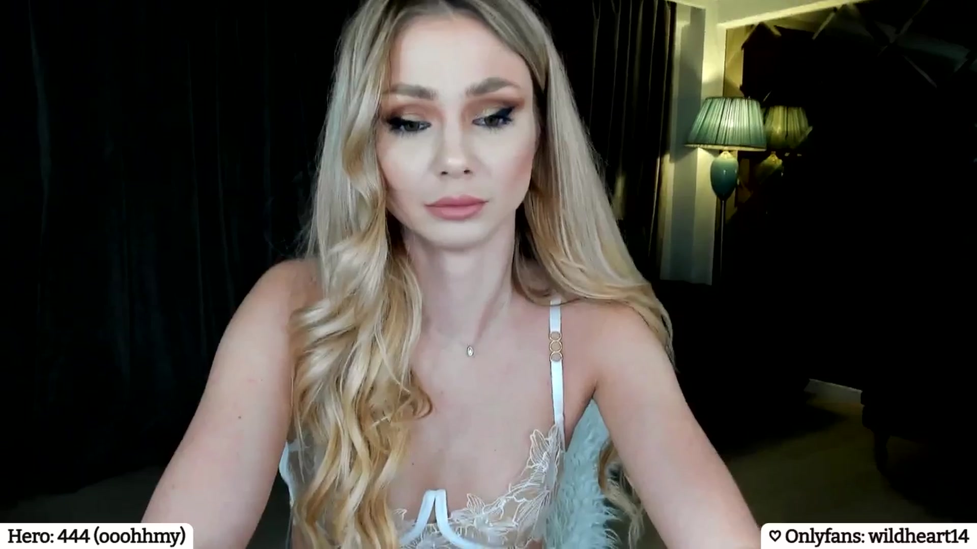 Gallery image thumbnail from Yveline's myfreecams stream on, 03/13/2025, 16:47 image 9 of 20