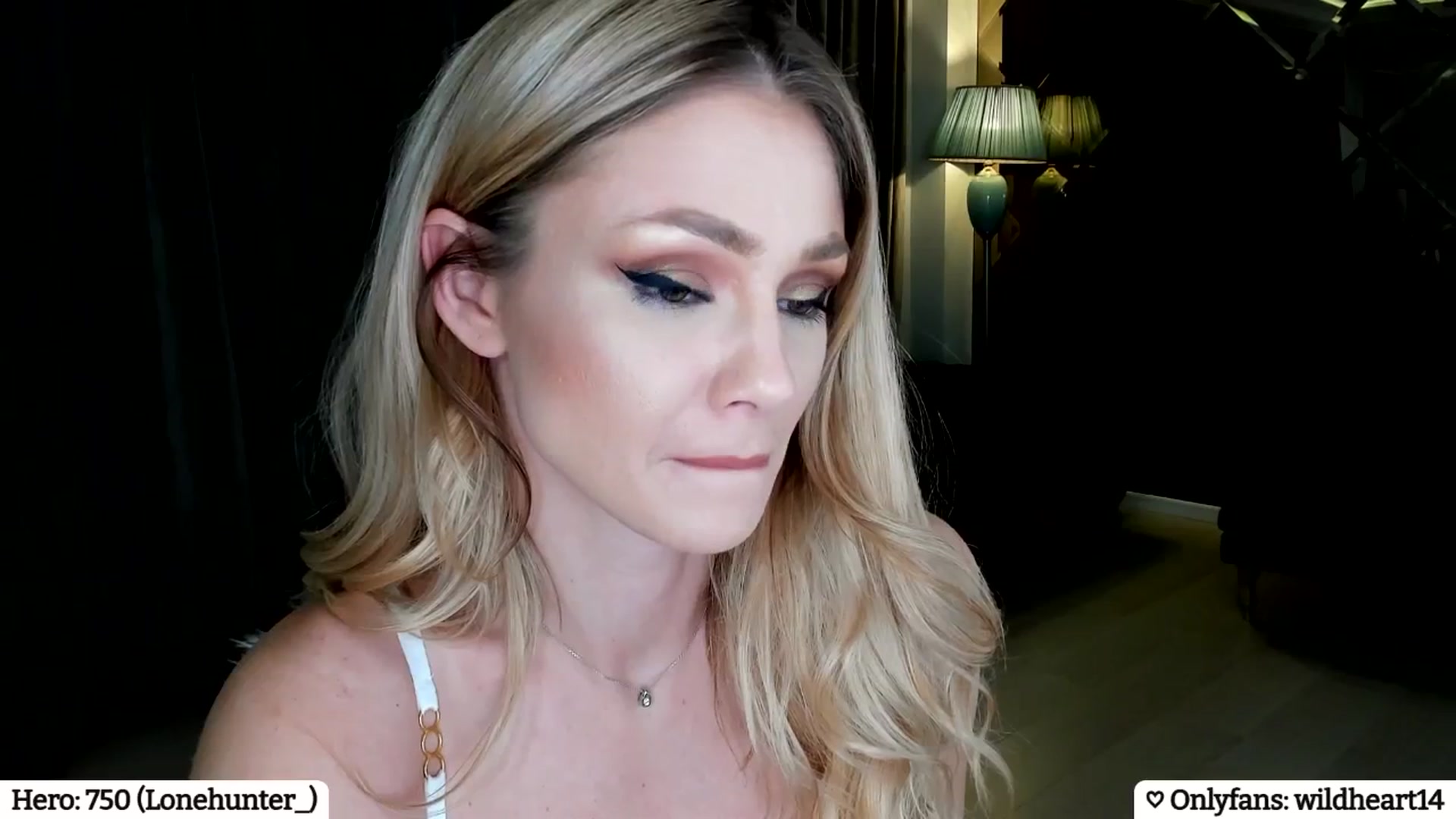 Gallery image thumbnail from Yveline's myfreecams stream on, 03/13/2025, 22:53 image 16 of 20