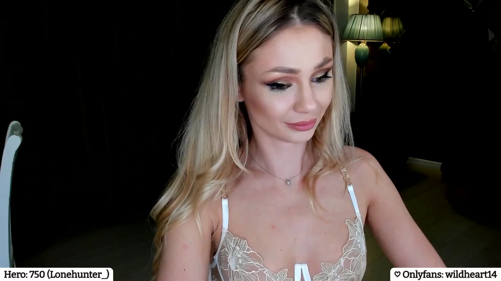Gallery image thumbnail from Yveline's myfreecams stream on, 03/13/2025, 22:53 image 15 of 20