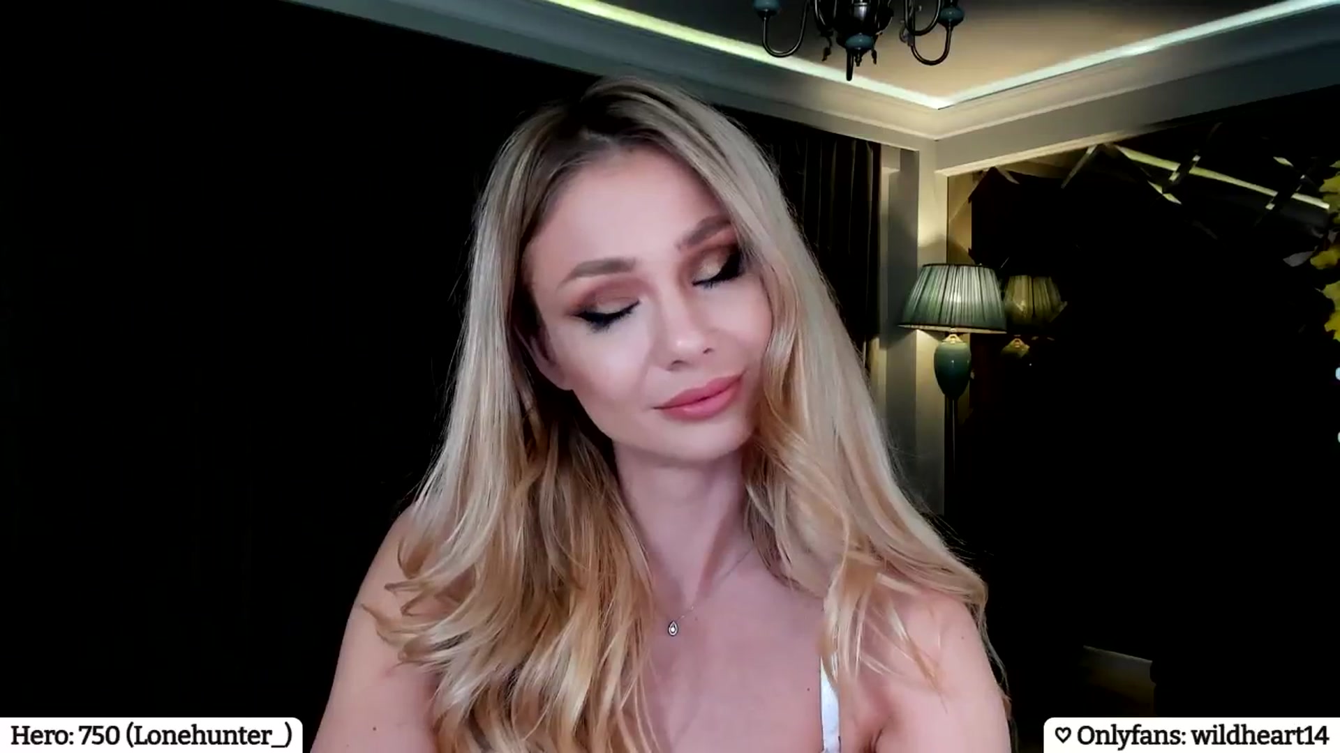 Gallery image thumbnail from Yveline's myfreecams stream on, 03/13/2025, 22:53 image 8 of 20