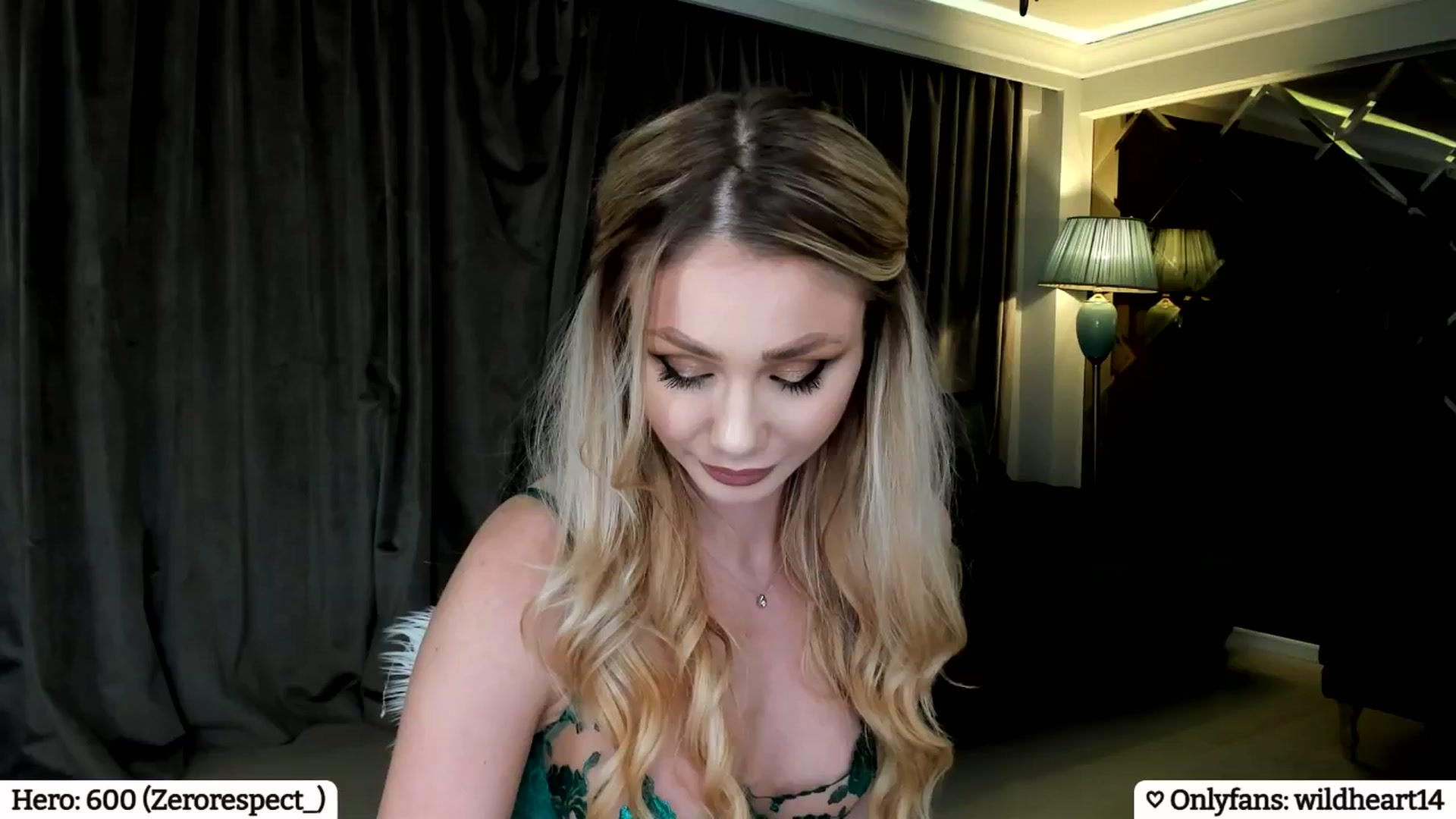 Gallery image thumbnail from Yveline's myfreecams stream on, 03/17/2025, 21:35 image 18 of 20