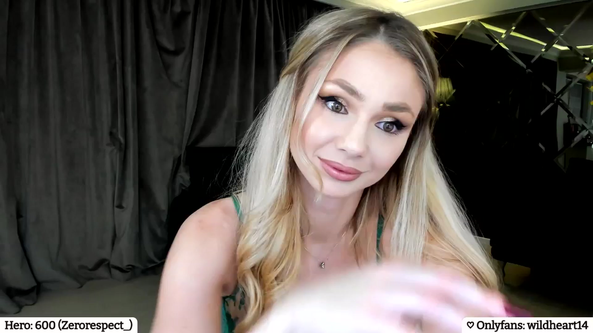 Gallery image thumbnail from Yveline's myfreecams stream on, 03/17/2025, 21:35 image 20 of 20