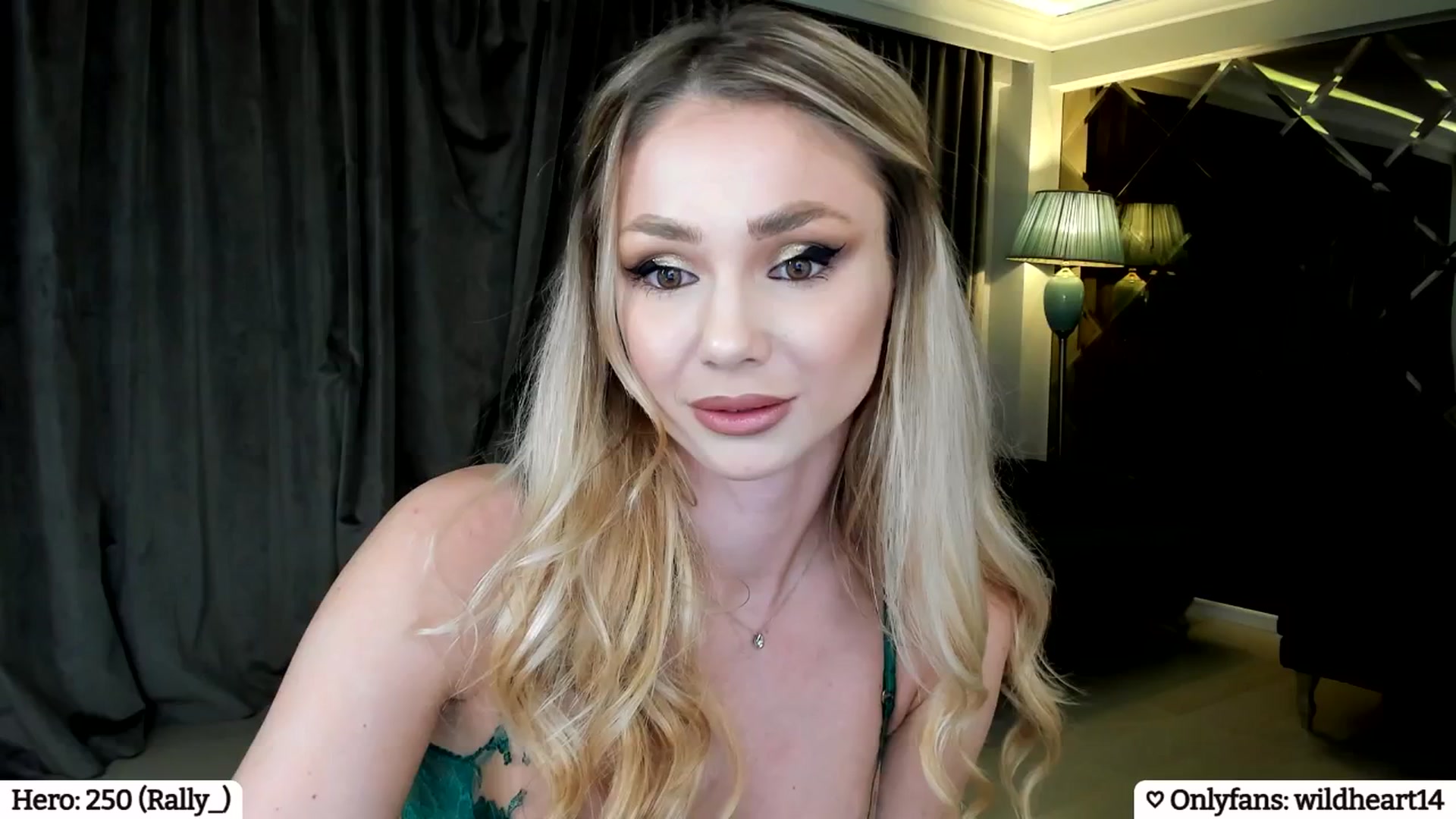 Gallery image thumbnail from Yveline's myfreecams stream on, 03/17/2025, 21:35 image 13 of 20