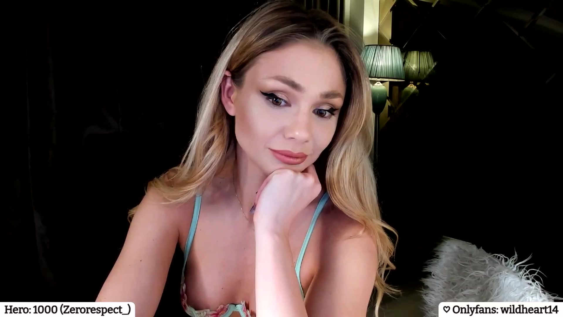 Gallery image thumbnail from Yveline's myfreecams stream on, 03/20/2025, 22:01 image 13 of 20