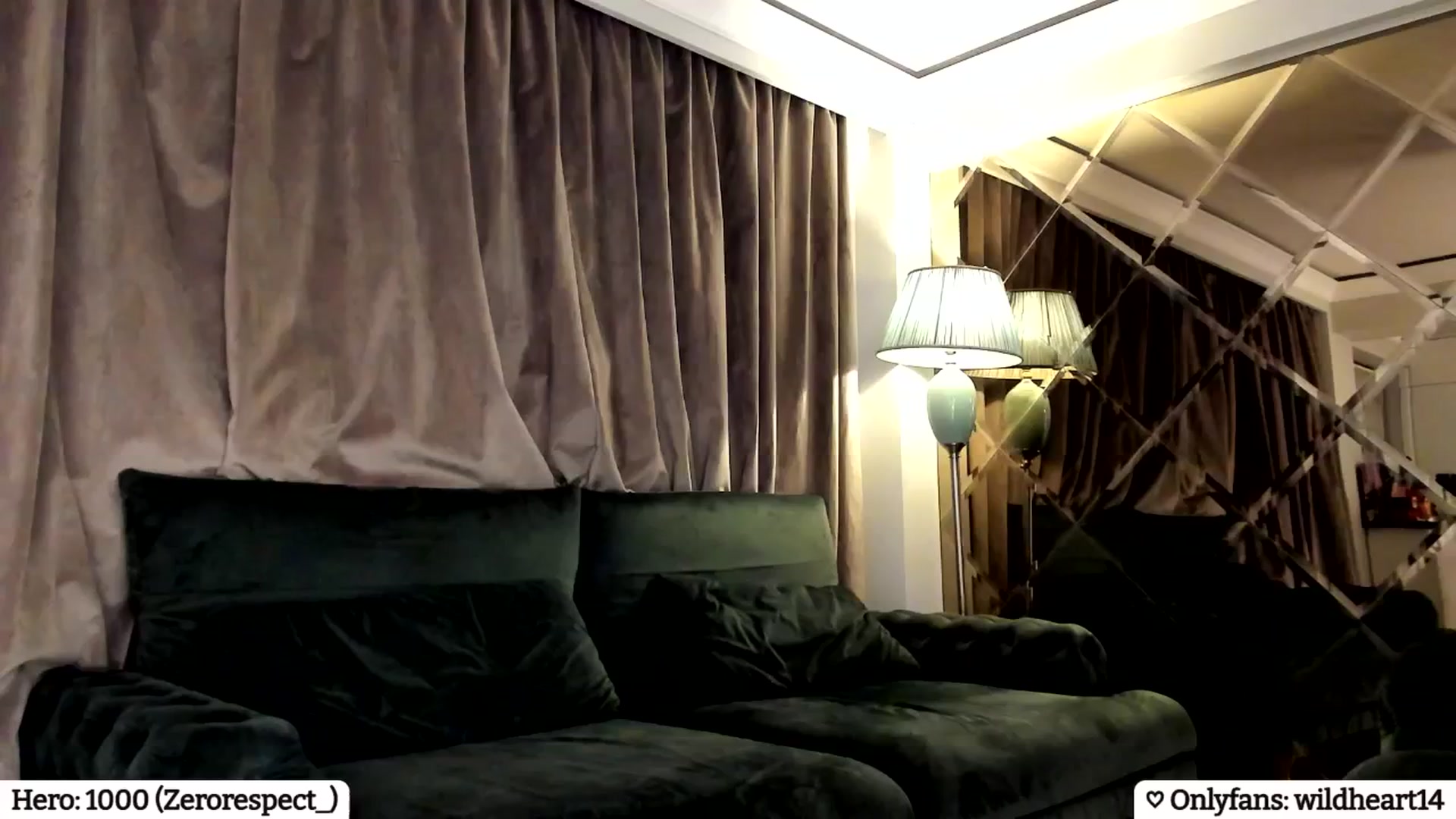Gallery image thumbnail from Yveline's myfreecams stream on, 03/20/2025, 22:01 image 3 of 20