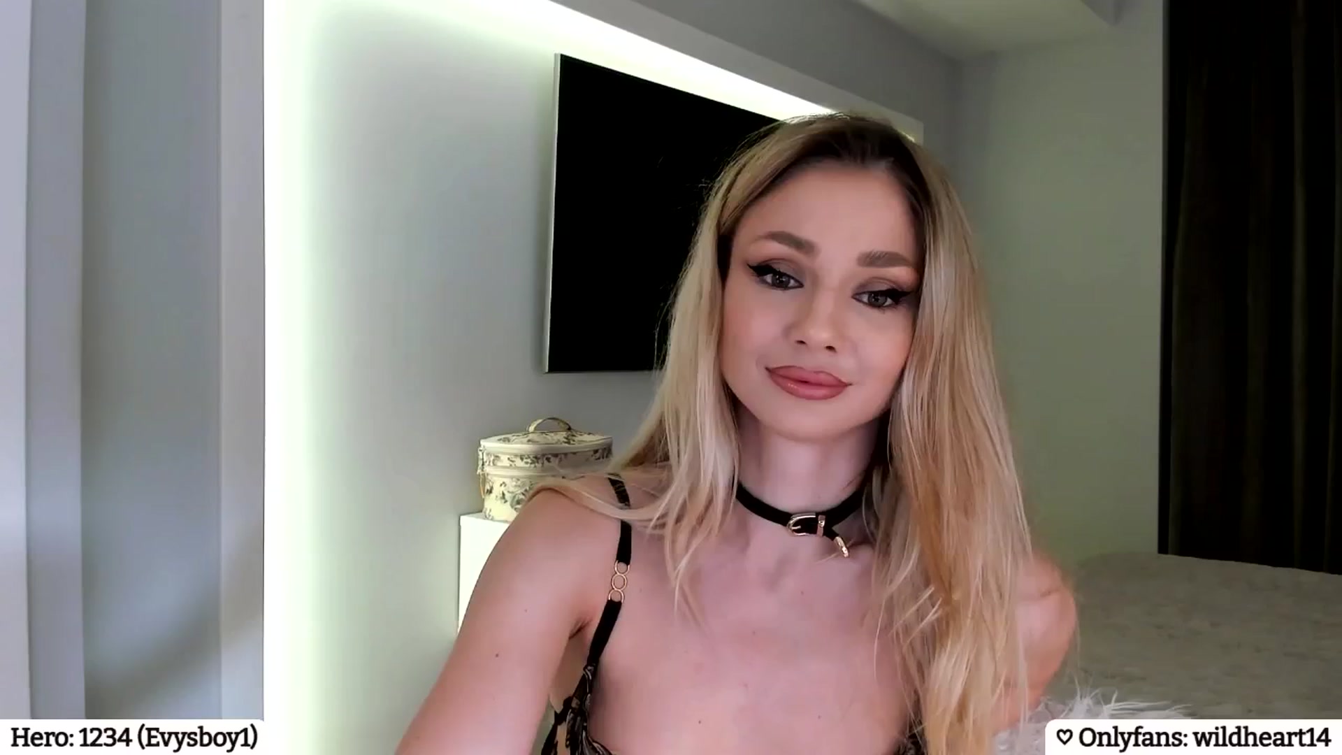 Gallery image thumbnail from Yveline's myfreecams stream on, 03/29/2025, 23:51 image 20 of 20