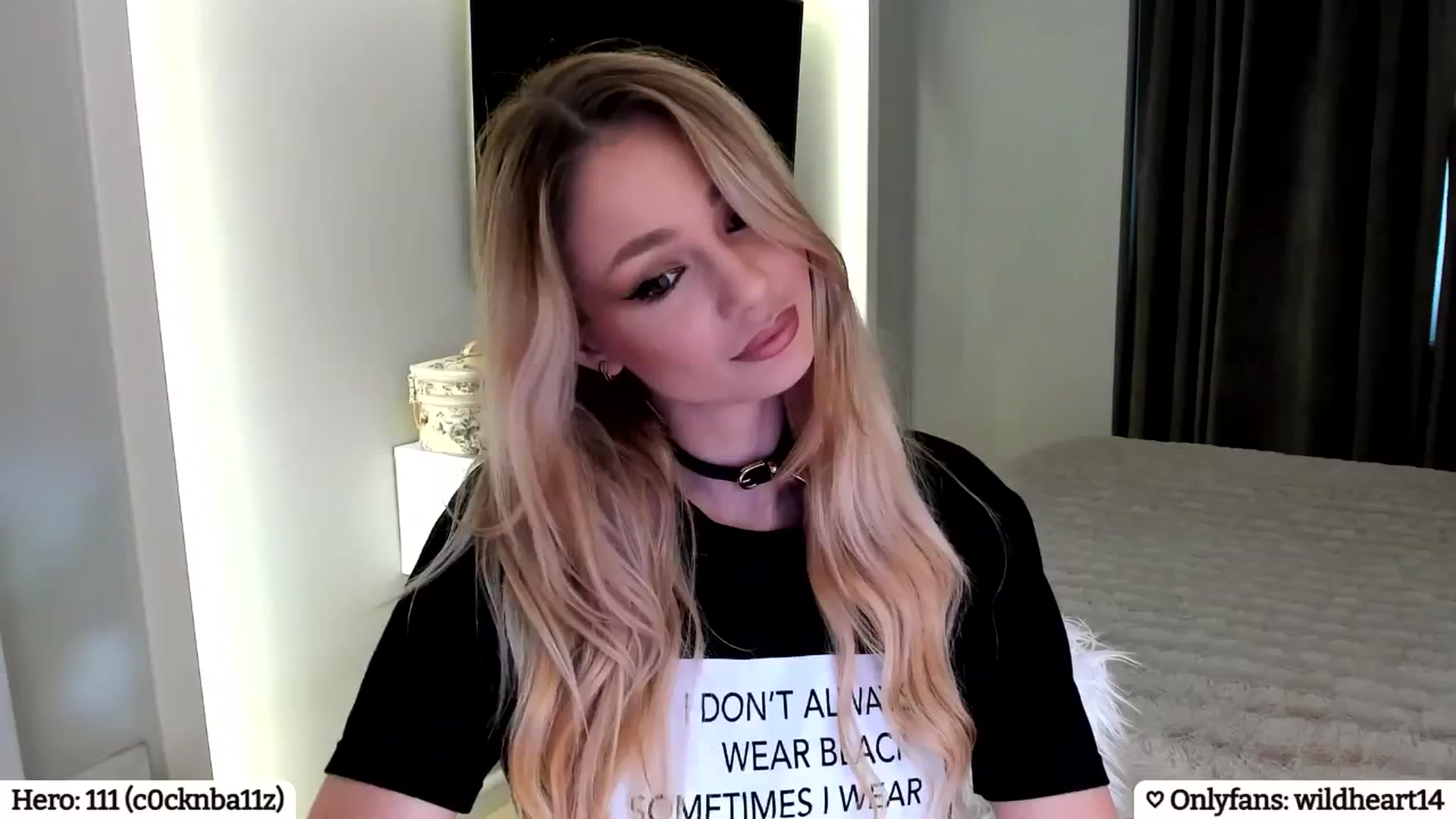 Gallery image thumbnail from Yveline's myfreecams stream on, 03/30/2025, 13:32 image 17 of 20