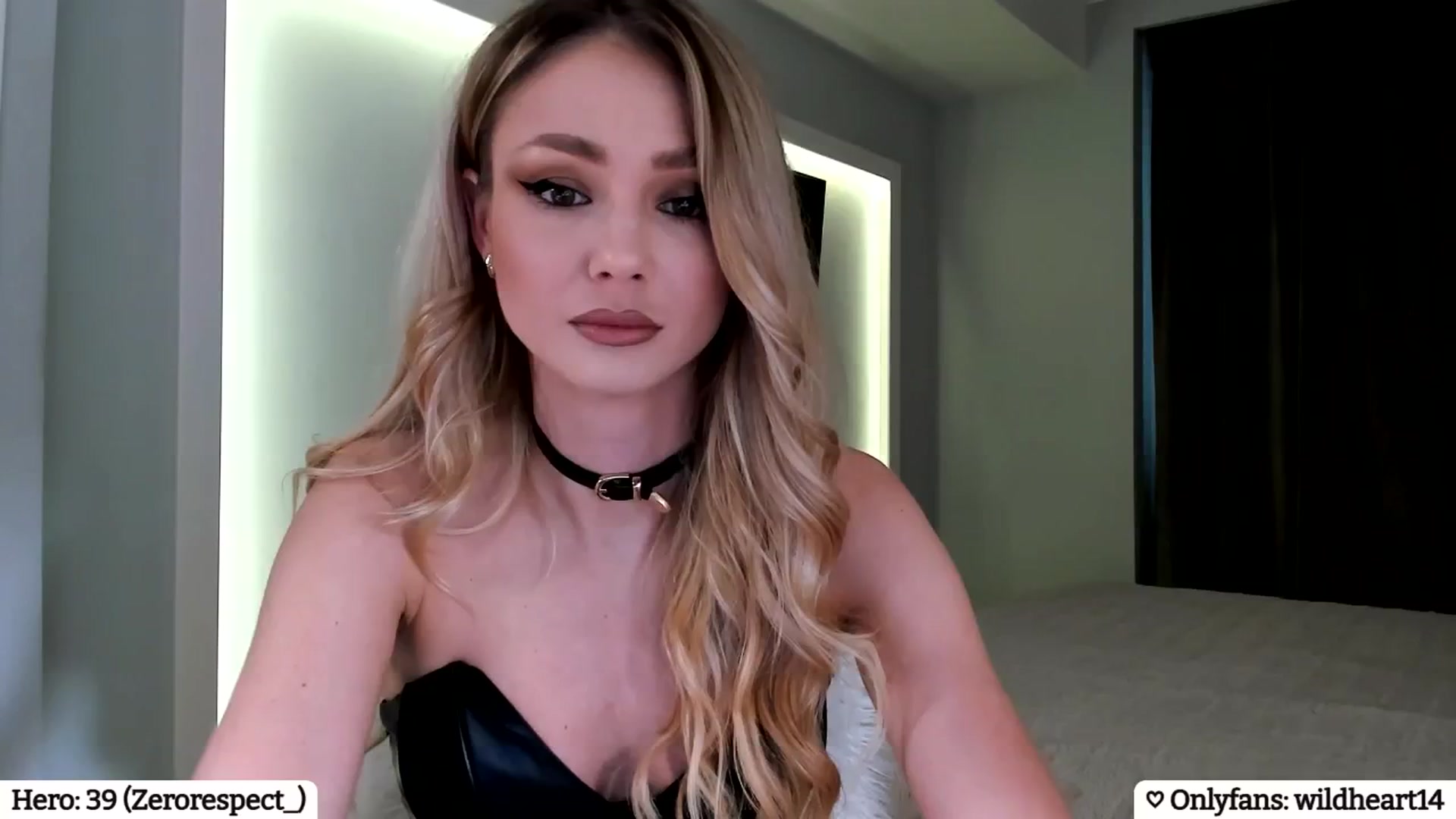 Gallery image thumbnail from Yveline's myfreecams stream on, 04/05/2025, 15:30 image 15 of 20