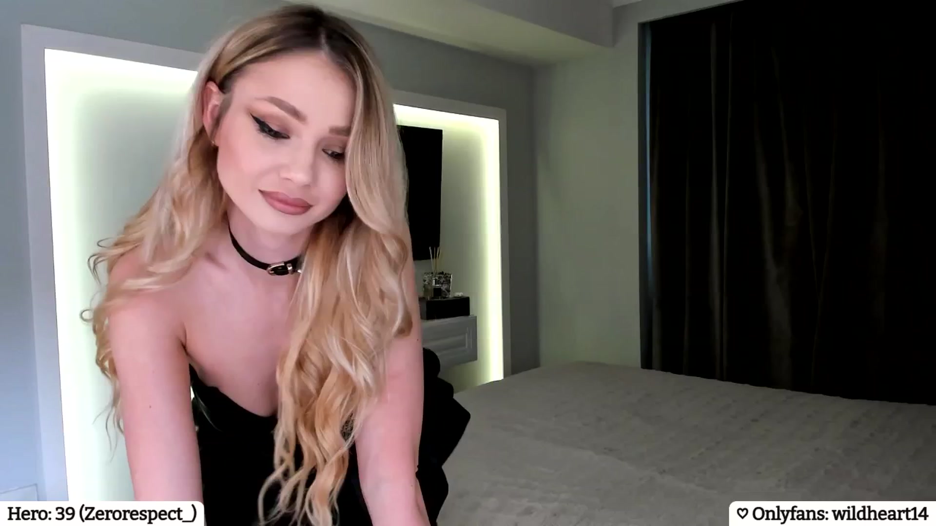 Gallery image thumbnail from Yveline's myfreecams stream on, 04/05/2025, 15:30 image 4 of 20