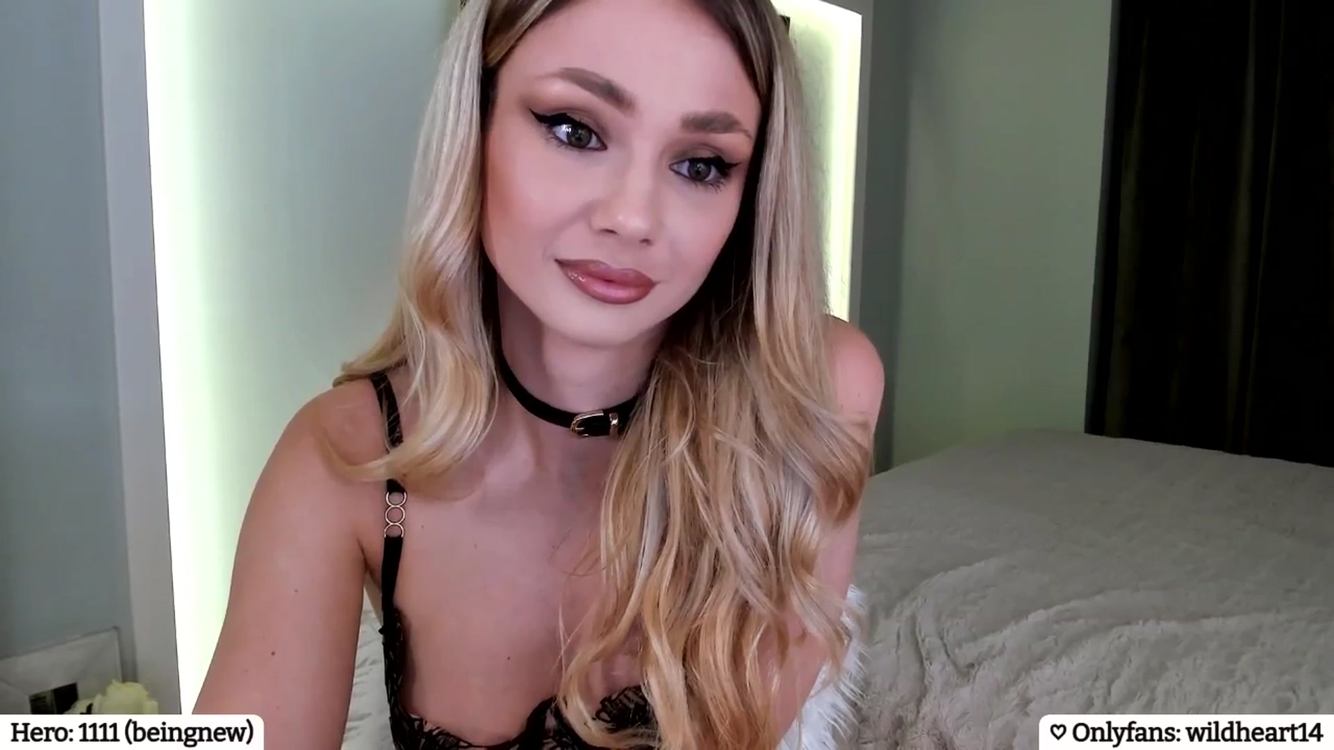 Gallery image thumbnail from Yveline's myfreecams stream on, 04/05/2025, 20:43 image 10 of 20