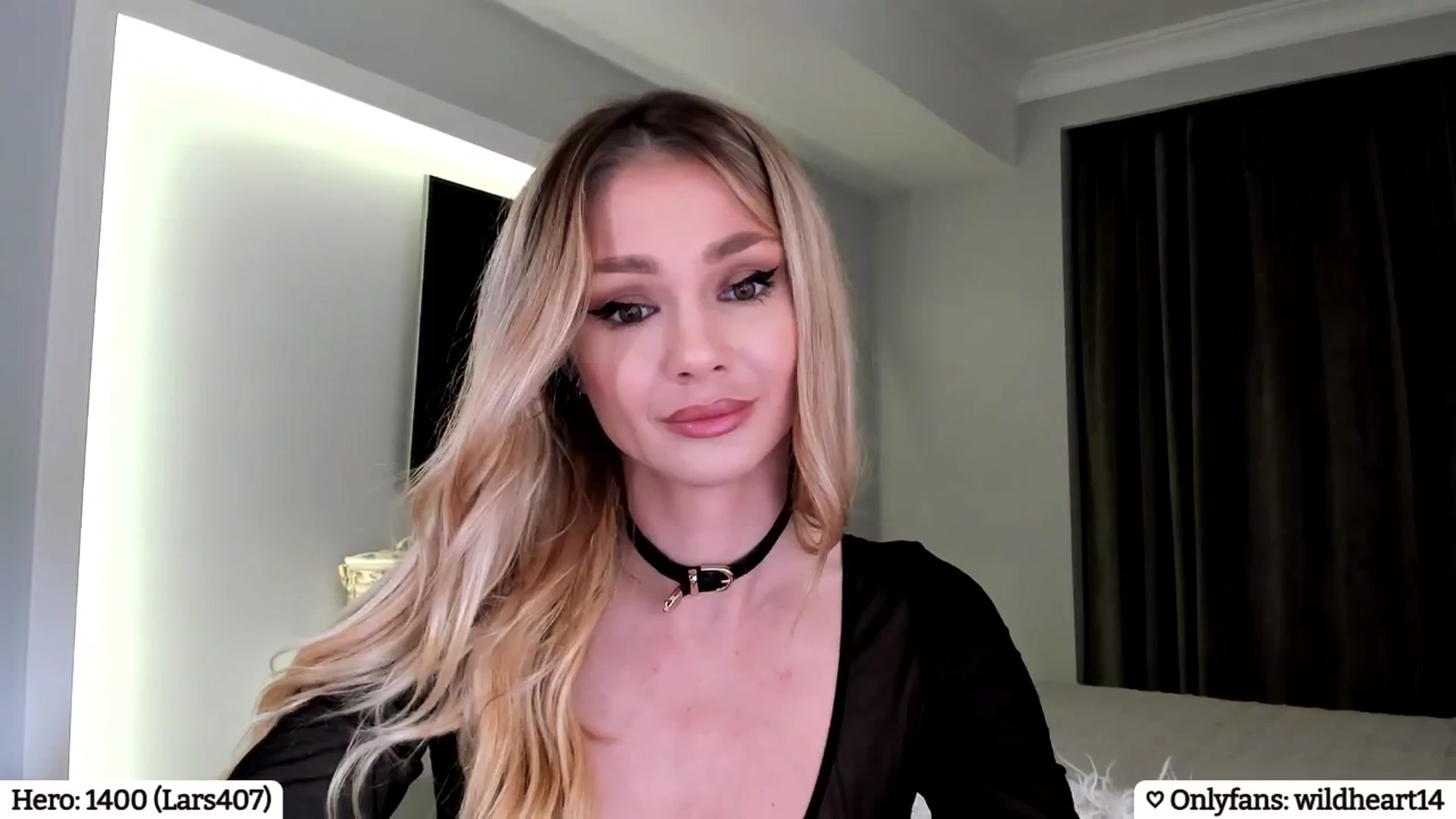 Gallery image thumbnail from Yveline's myfreecams stream on, 04/09/2025, 22:05 image 16 of 20