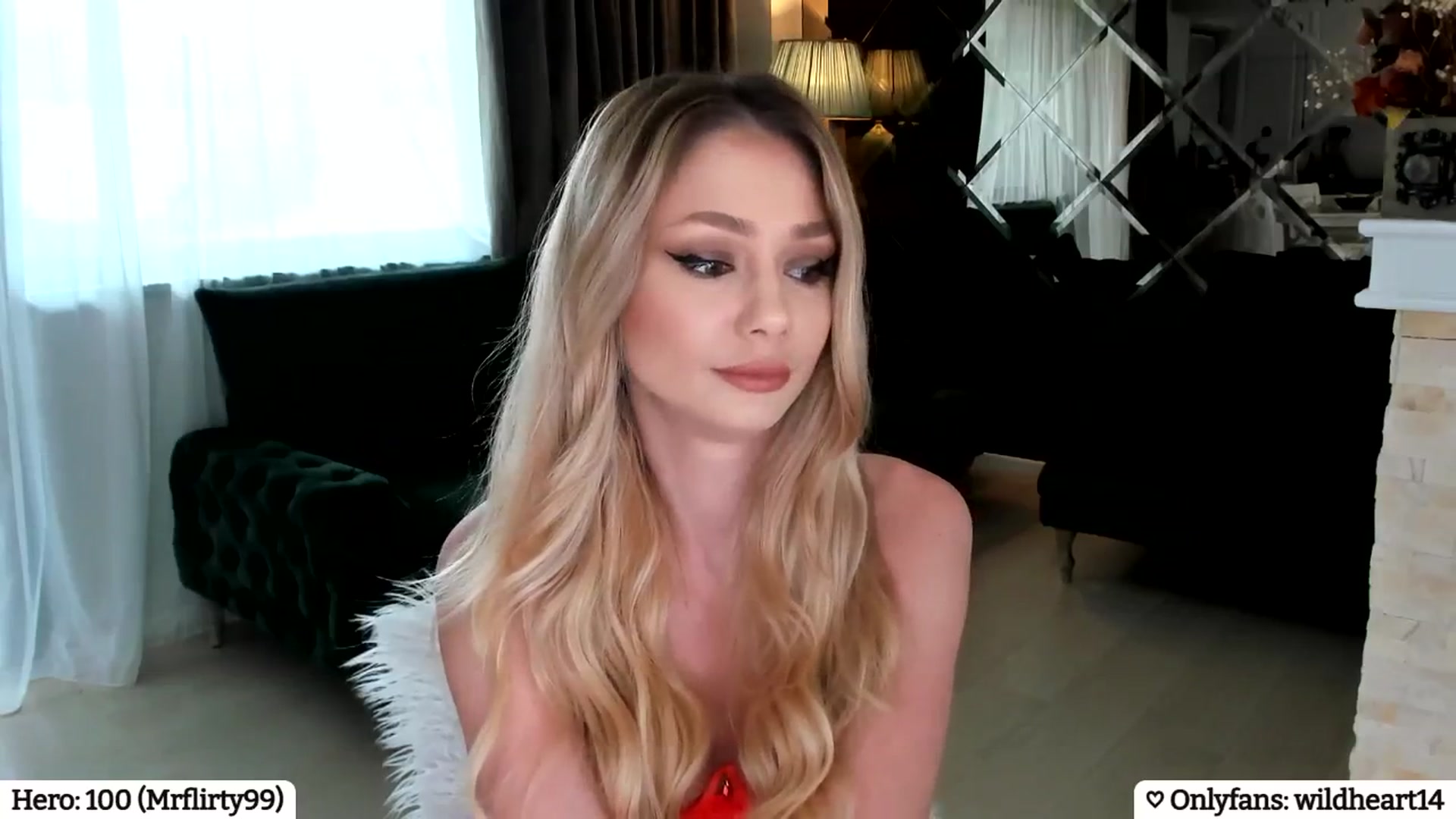 Gallery image thumbnail from Yveline's myfreecams stream on, 04/10/2025, 15:13 image 14 of 20