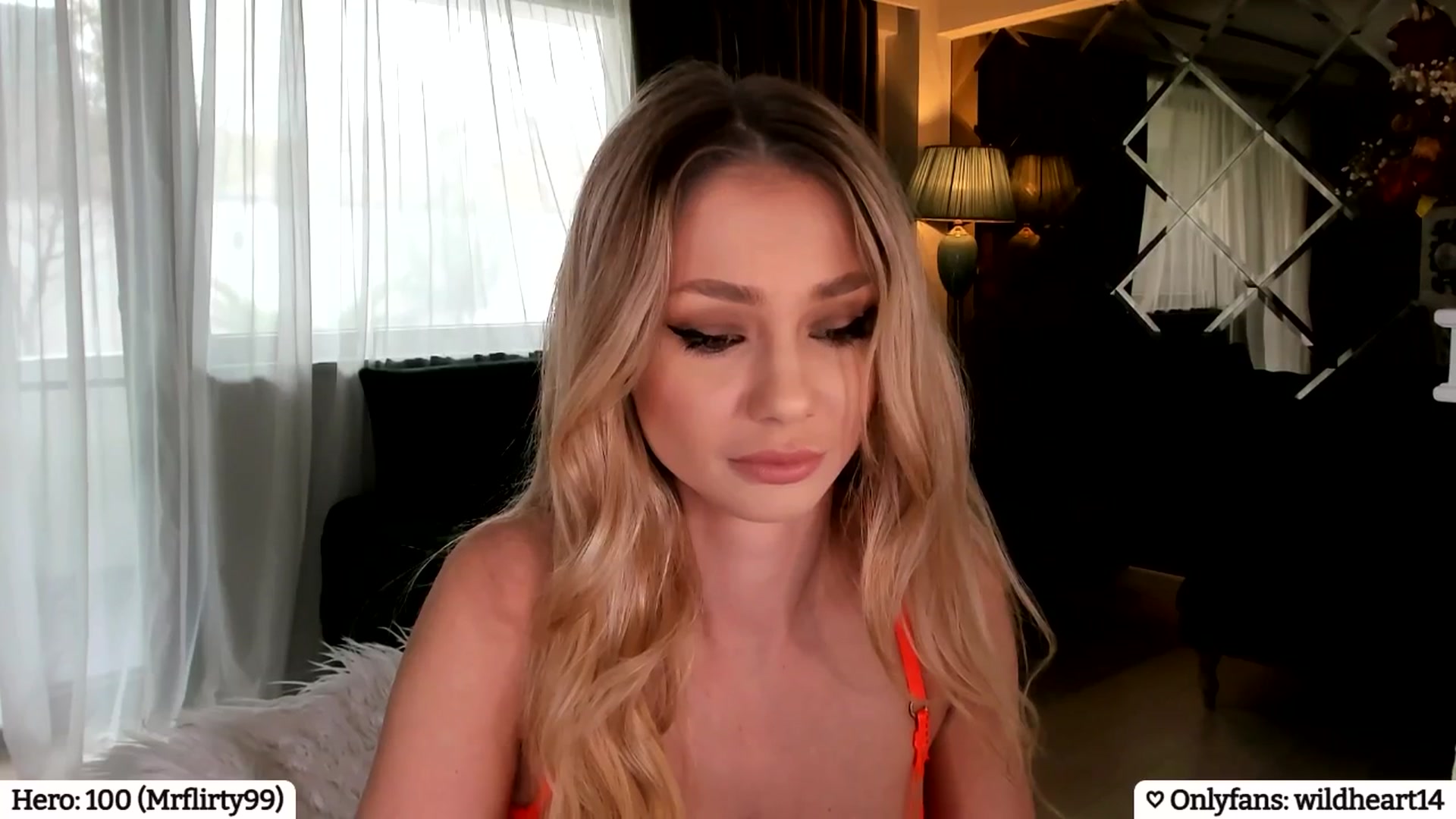 Gallery image thumbnail from Yveline's myfreecams stream on, 04/10/2025, 15:13 image 2 of 20