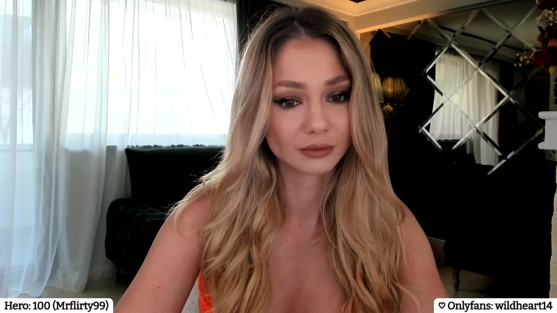 Gallery image thumbnail from Yveline's myfreecams stream on, 04/10/2025, 15:13 image 13 of 20
