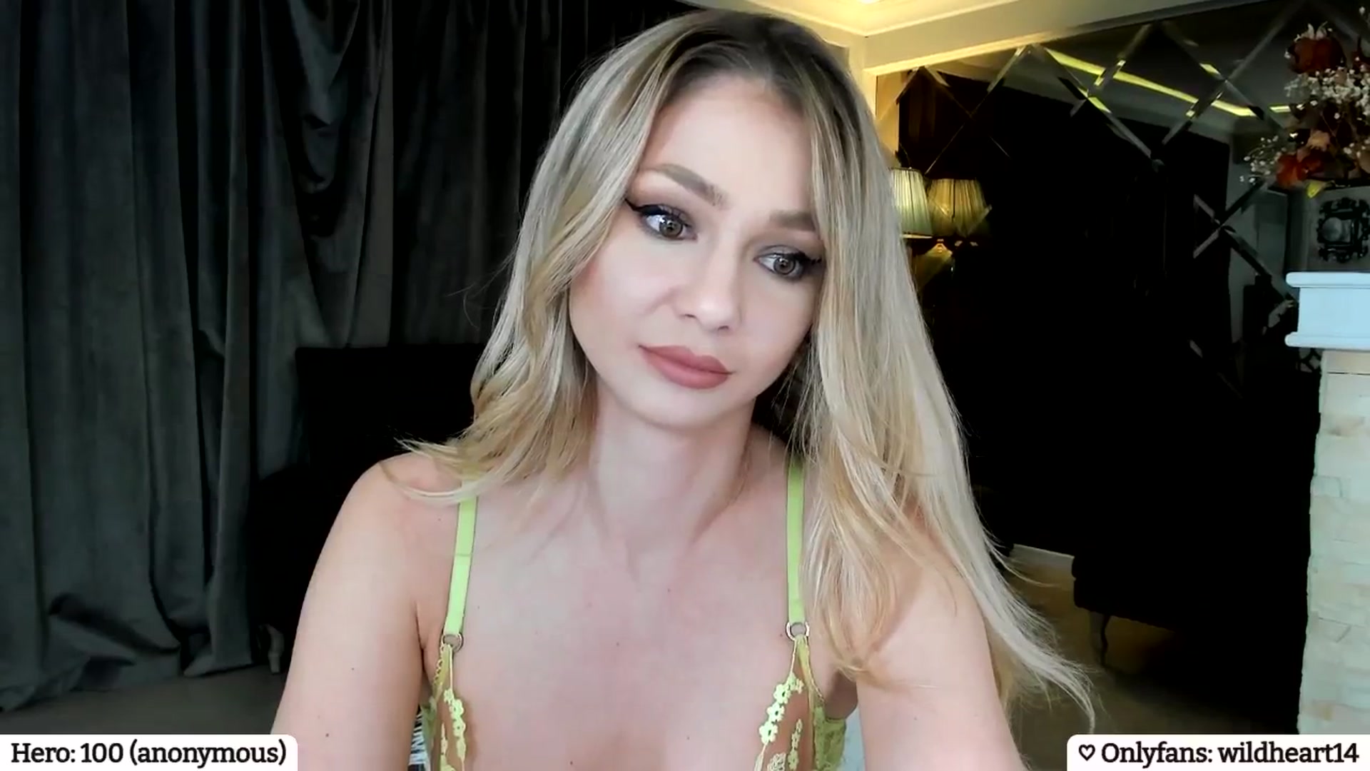 Gallery image thumbnail from Yveline's myfreecams stream on, 04/10/2025, 20:25 image 15 of 20
