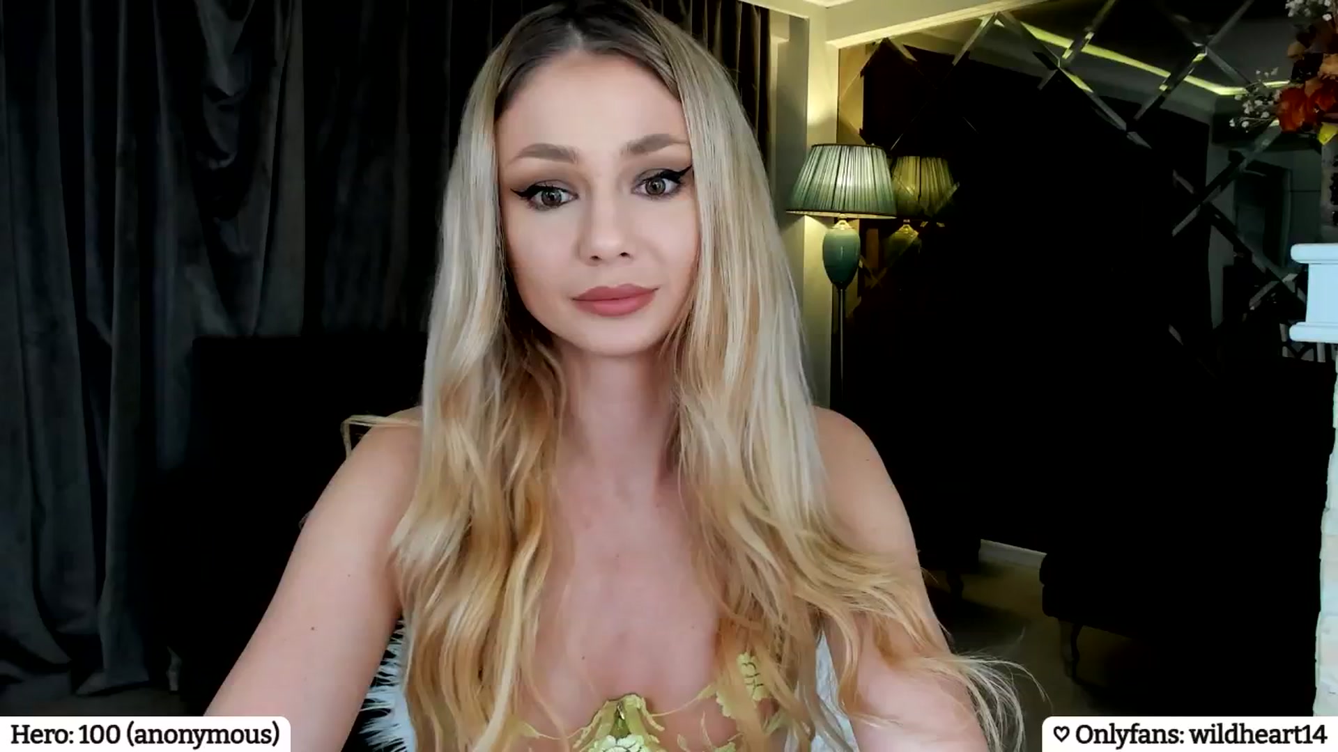Gallery image thumbnail from Yveline's myfreecams stream on, 04/10/2025, 23:02 image 1 of 20