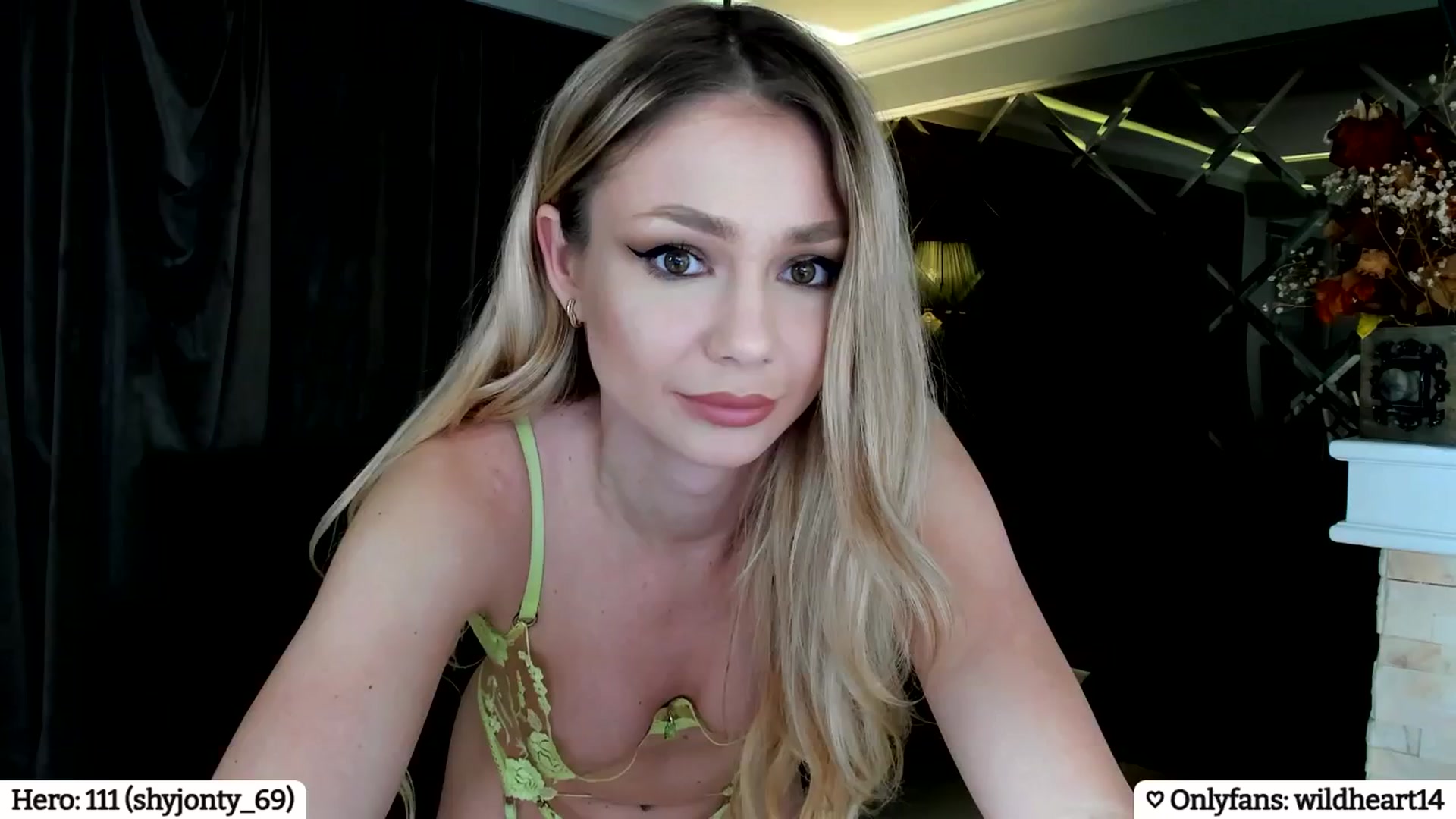 Gallery image thumbnail from Yveline's myfreecams stream on, 04/10/2025, 23:02 image 5 of 20