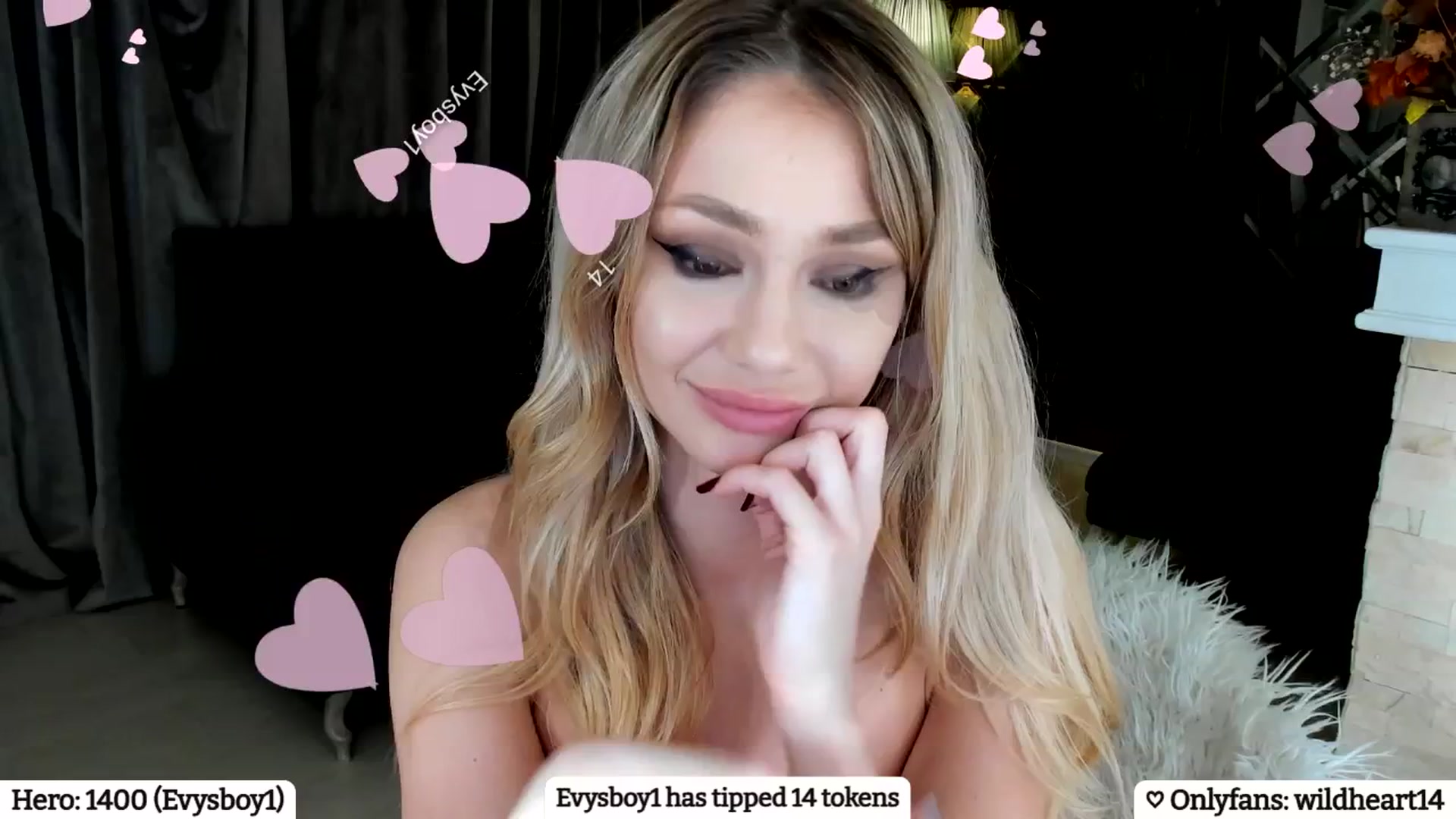 Gallery image thumbnail from Yveline's myfreecams stream on, 04/10/2025, 23:02 image 15 of 20