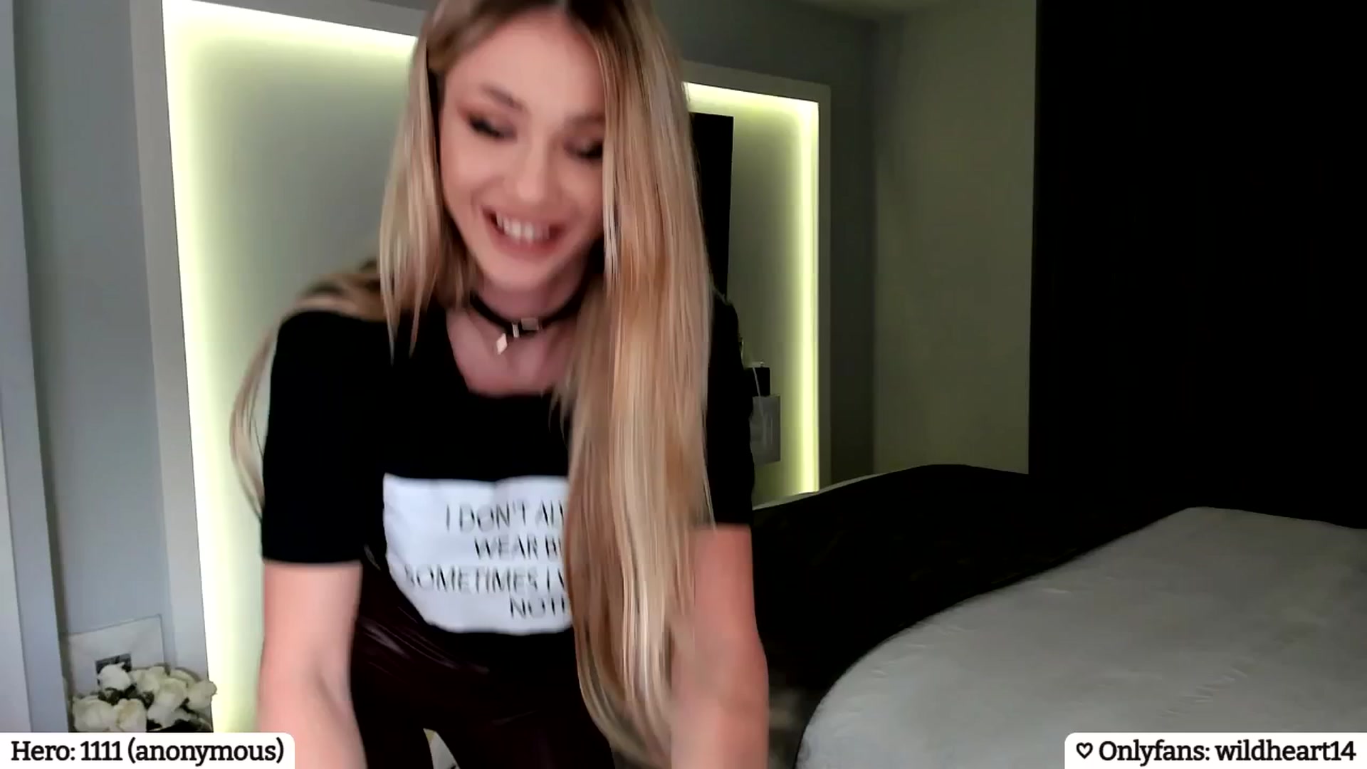 Gallery image thumbnail from Yveline's myfreecams stream on, 04/11/2025, 19:30 image 6 of 20
