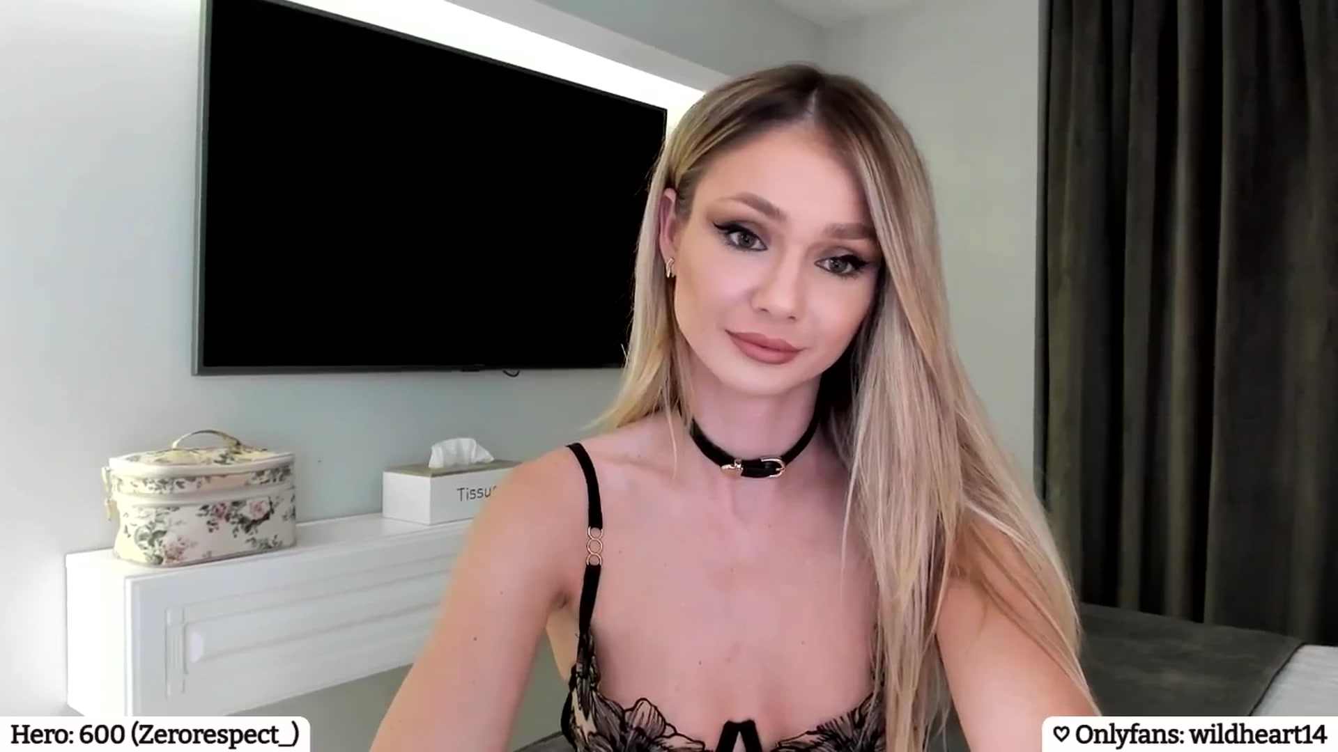 Gallery image thumbnail from Yveline's myfreecams stream on, 04/12/2025, 21:13 image 12 of 20