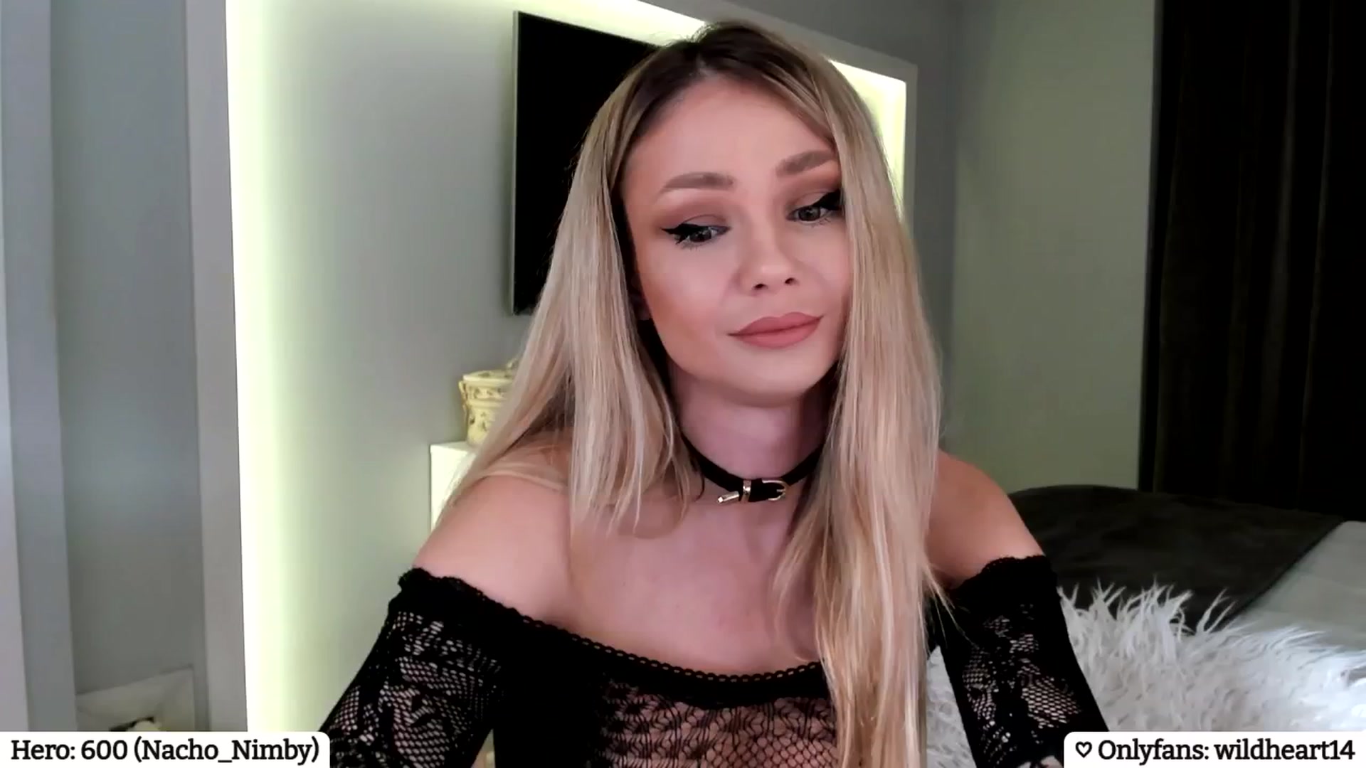 Gallery image thumbnail from Yveline's myfreecams stream on, 04/13/2025, 20:47 image 2 of 20