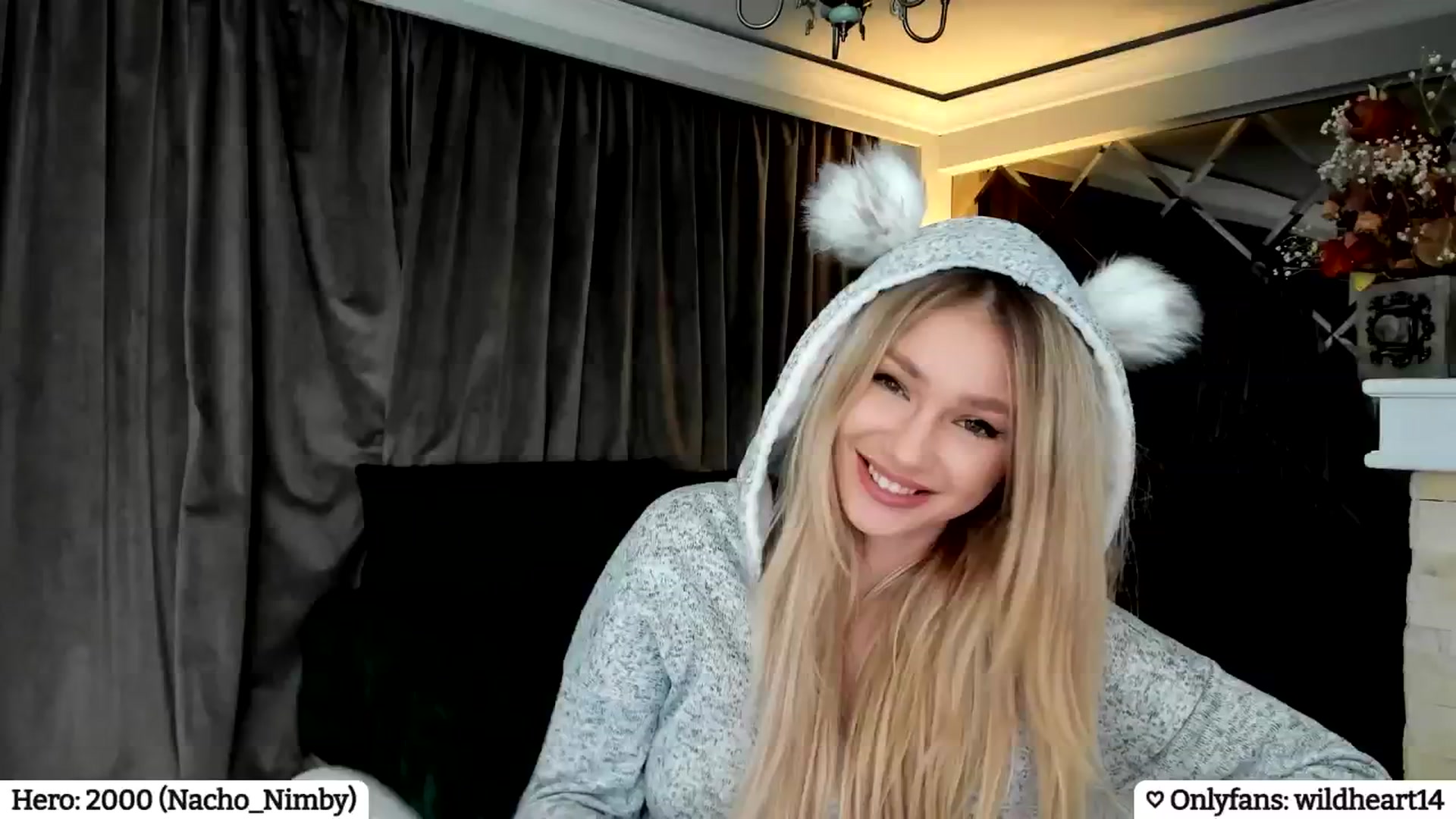 Gallery image thumbnail from Yveline's myfreecams stream on, 04/15/2025, 22:37 image 12 of 20