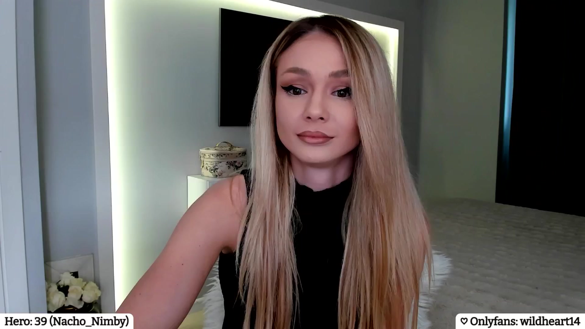 Gallery image thumbnail from Yveline's myfreecams stream on, 04/16/2025, 15:29 image 15 of 20