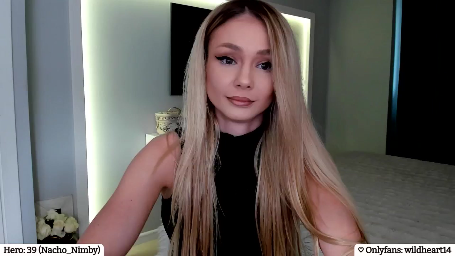 Gallery image thumbnail from Yveline's myfreecams stream on, 04/16/2025, 15:29 image 14 of 20