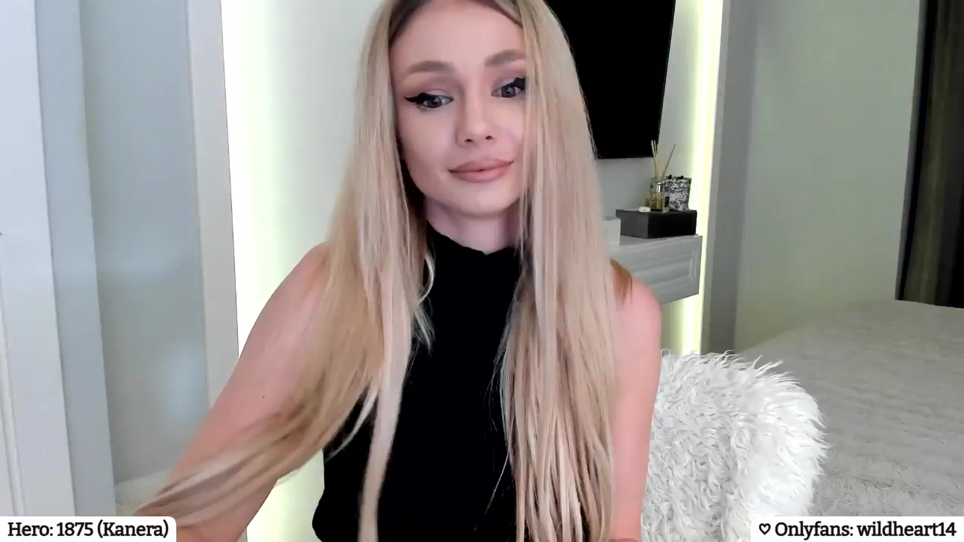 Gallery image thumbnail from Yveline's myfreecams stream on, 04/16/2025, 22:37 image 8 of 20
