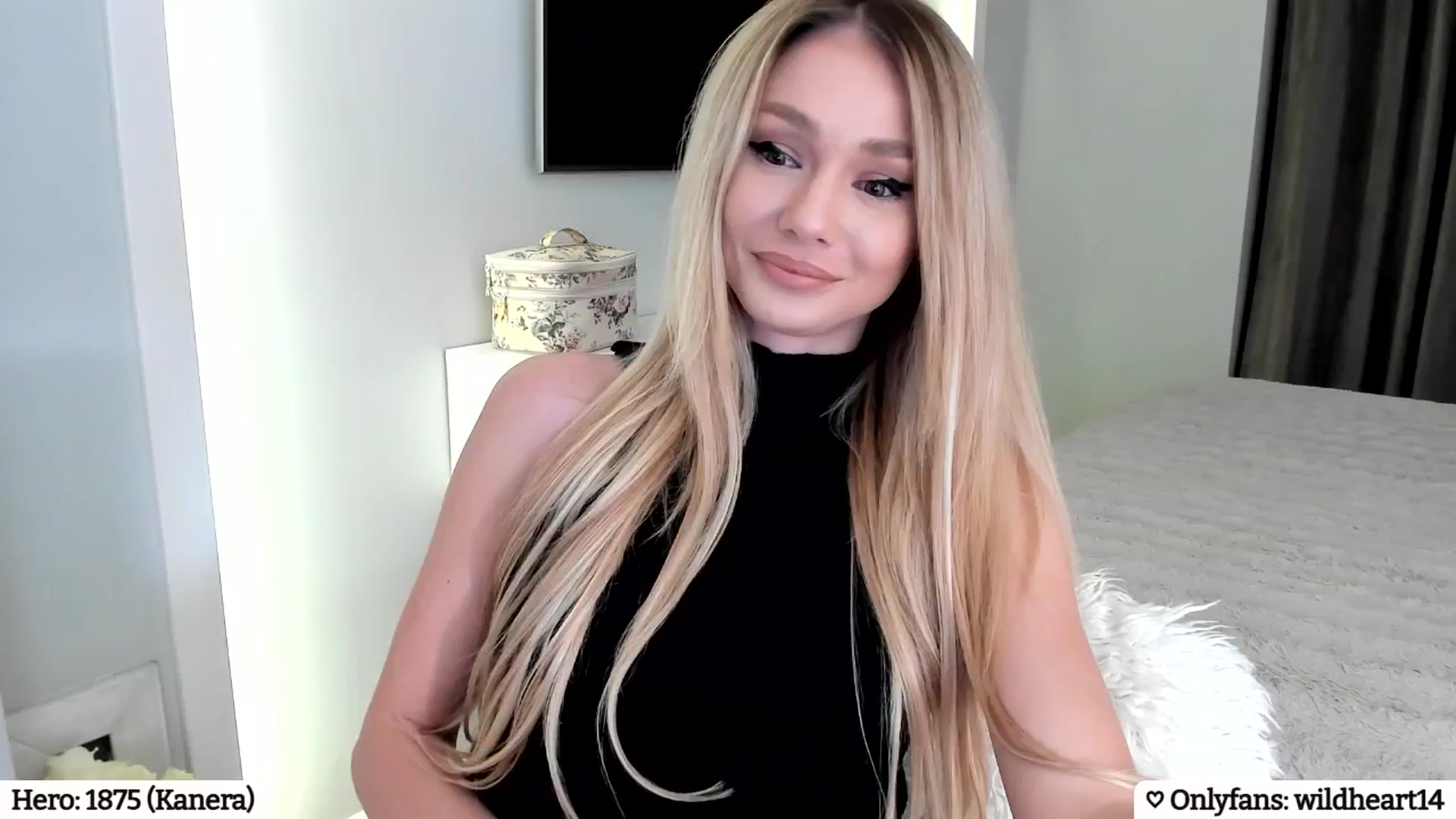 Gallery image thumbnail from Yveline's myfreecams stream on, 04/16/2025, 22:37 image 20 of 20