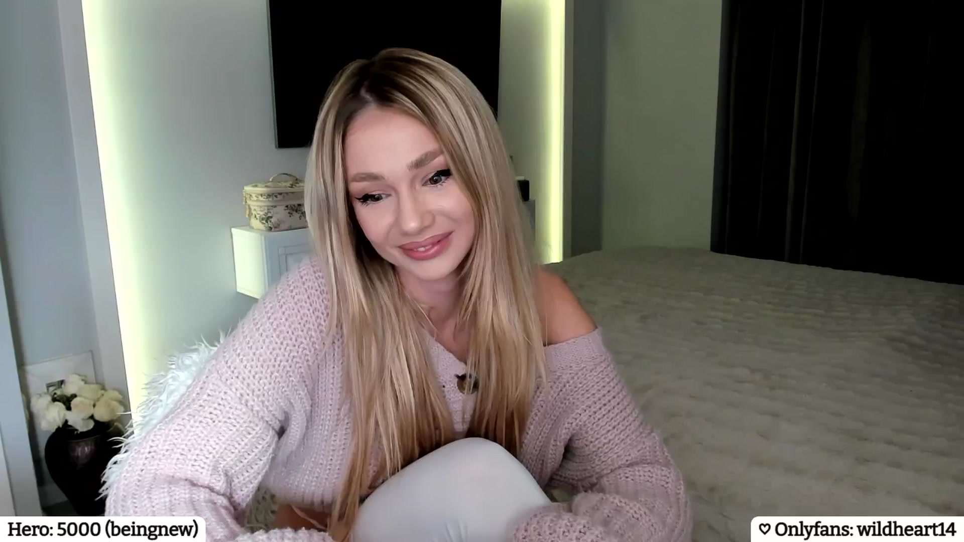 Gallery image thumbnail from Yveline's myfreecams stream on, 04/17/2025, 23:02 image 15 of 20
