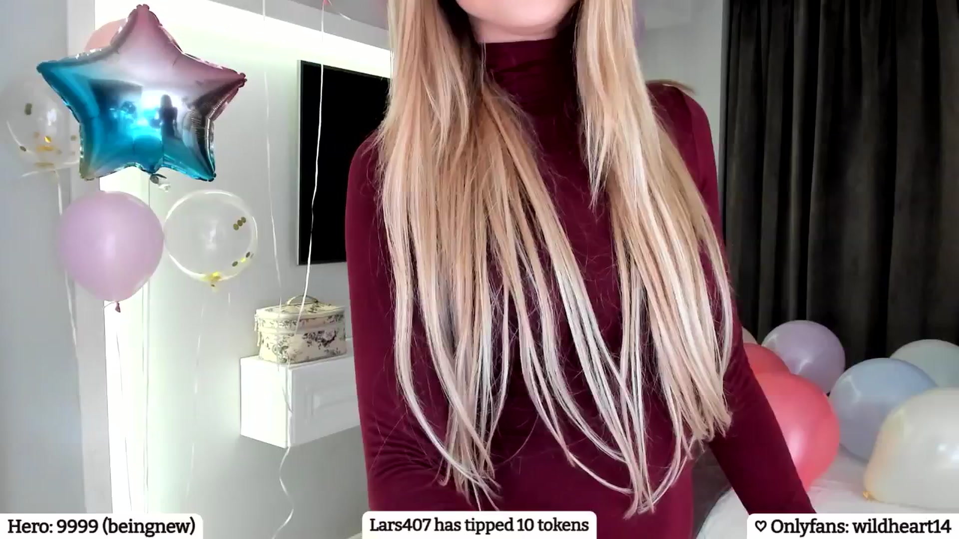 Gallery image thumbnail from Yveline's myfreecams stream on, 04/24/2025, 21:07 image 8 of 20