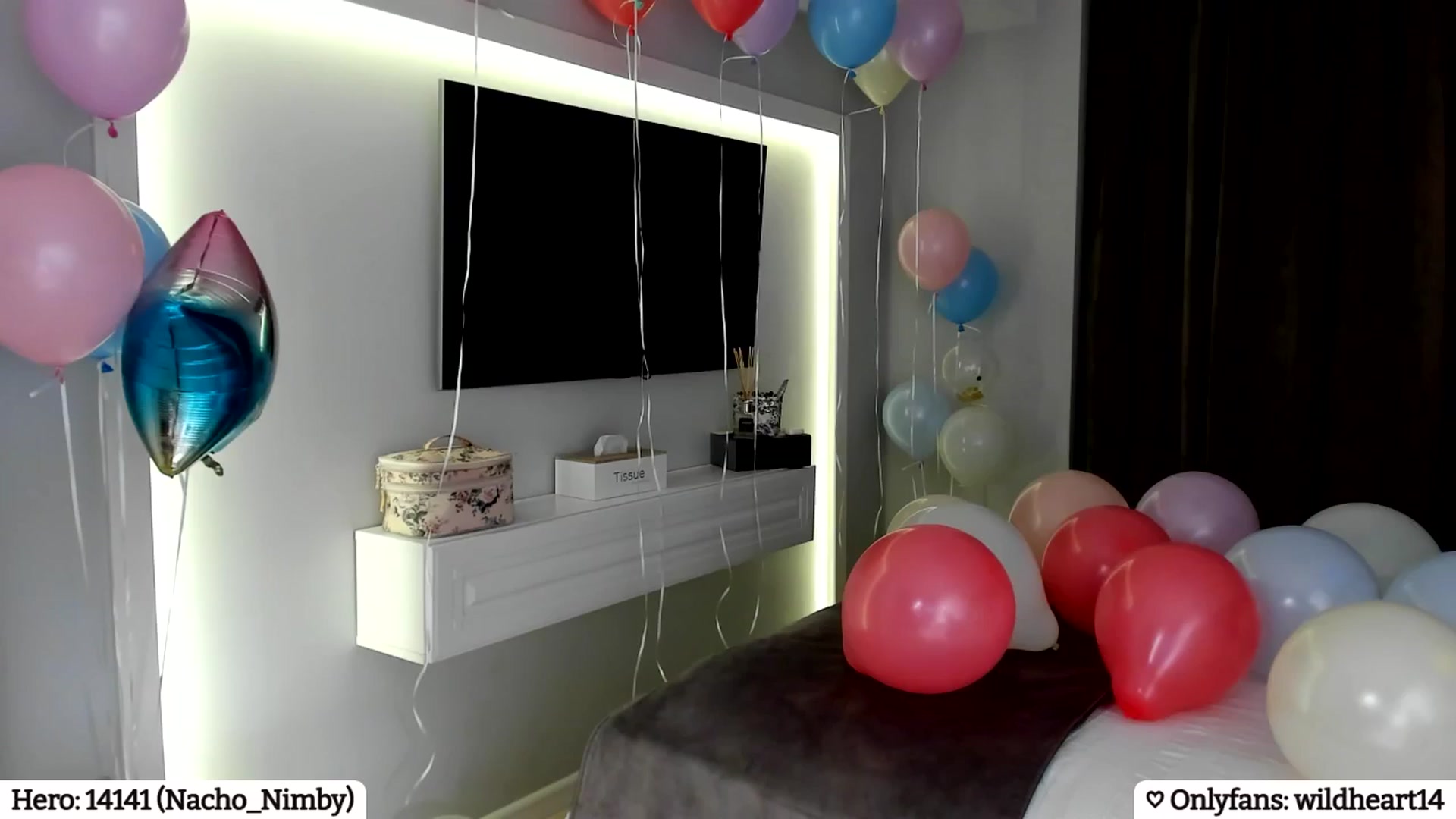 Gallery image thumbnail from Yveline's myfreecams stream on, 04/24/2025, 21:07 image 13 of 20