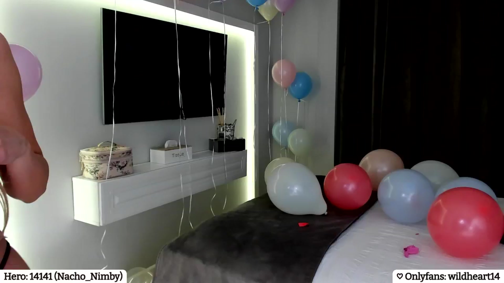 Gallery image thumbnail from Yveline's myfreecams stream on, 04/24/2025, 22:34 image 13 of 20