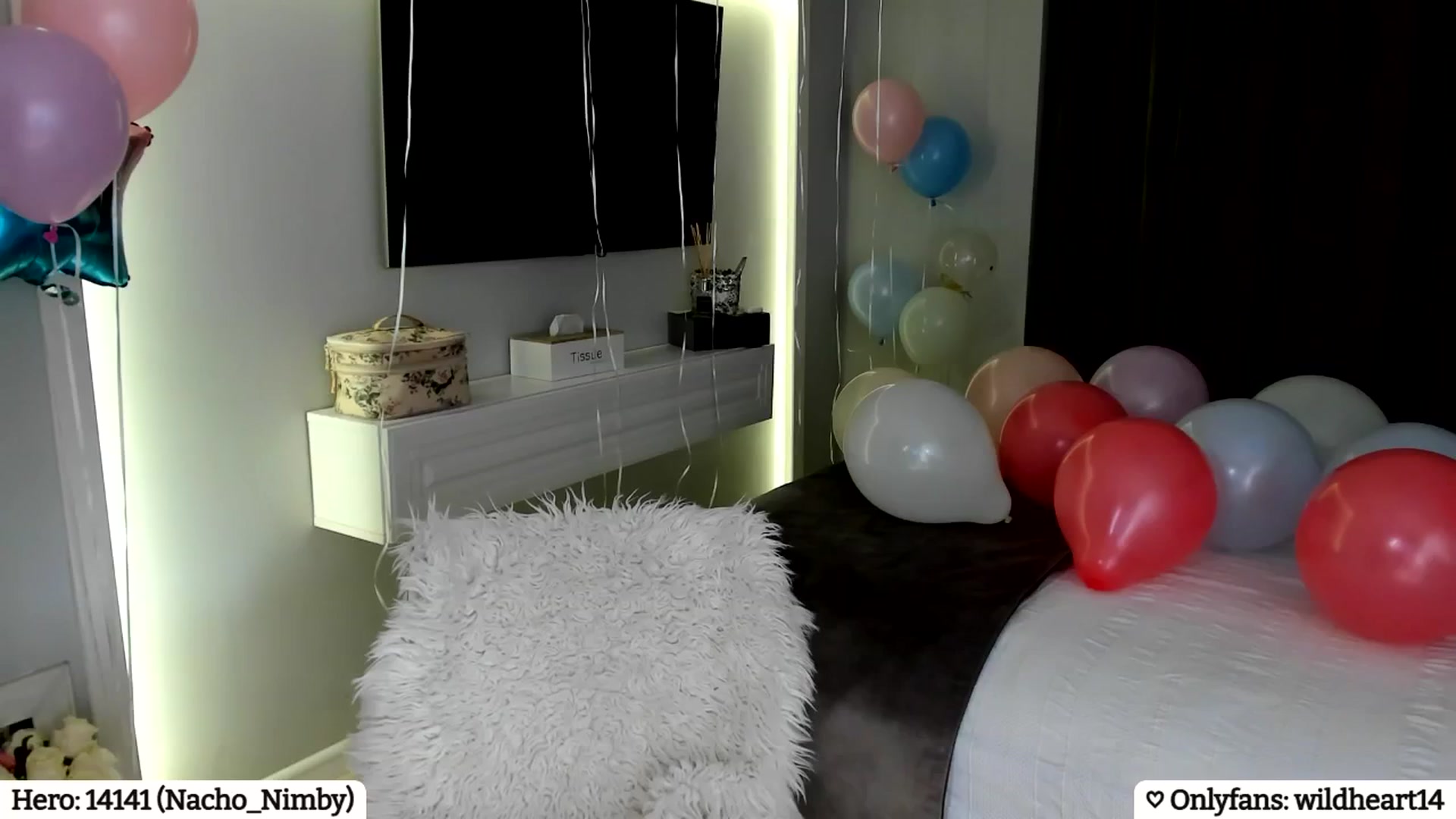 Gallery image thumbnail from Yveline's myfreecams stream on, 04/24/2025, 22:34 image 5 of 20