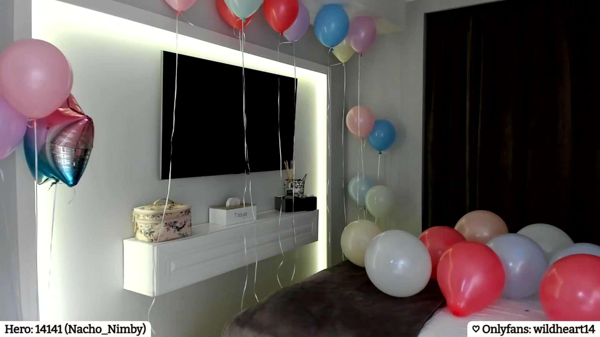Gallery image thumbnail from Yveline's myfreecams stream on, 04/24/2025, 22:34 image 7 of 20