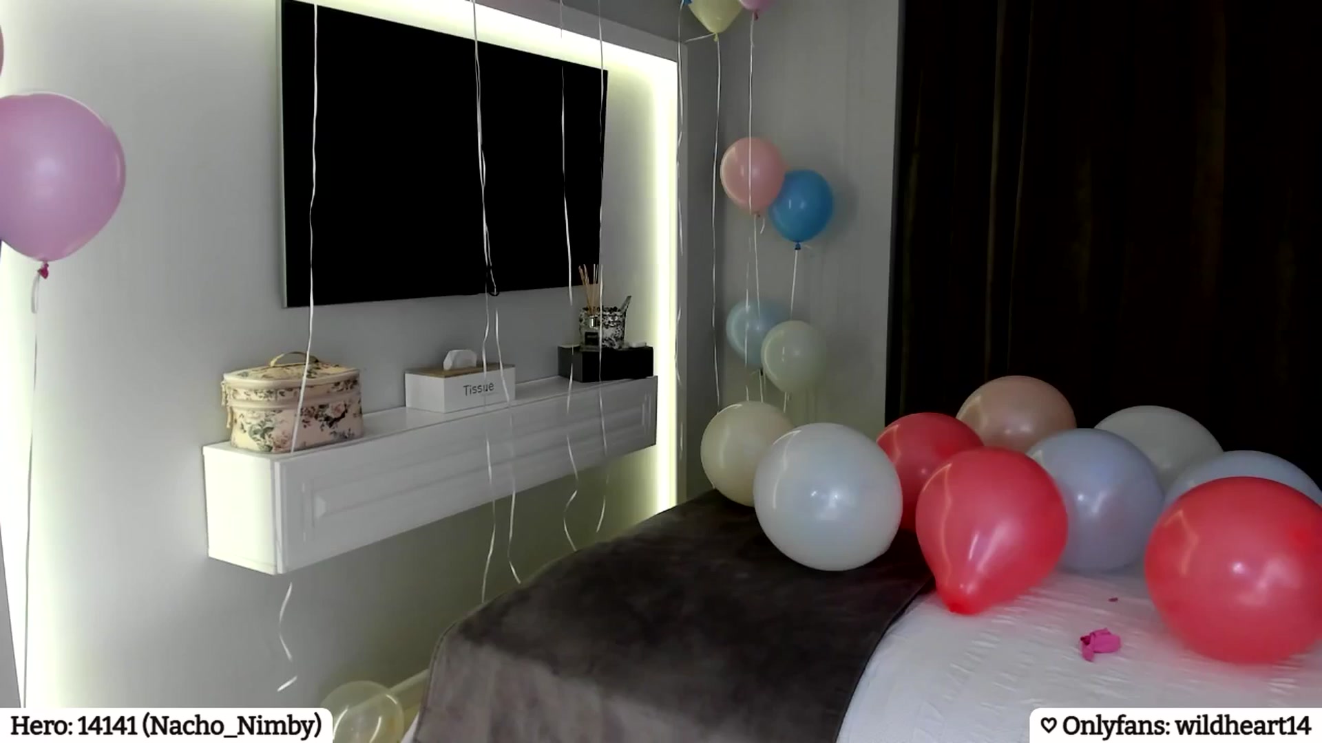 Gallery image thumbnail from Yveline's myfreecams stream on, 04/24/2025, 22:34 image 11 of 20