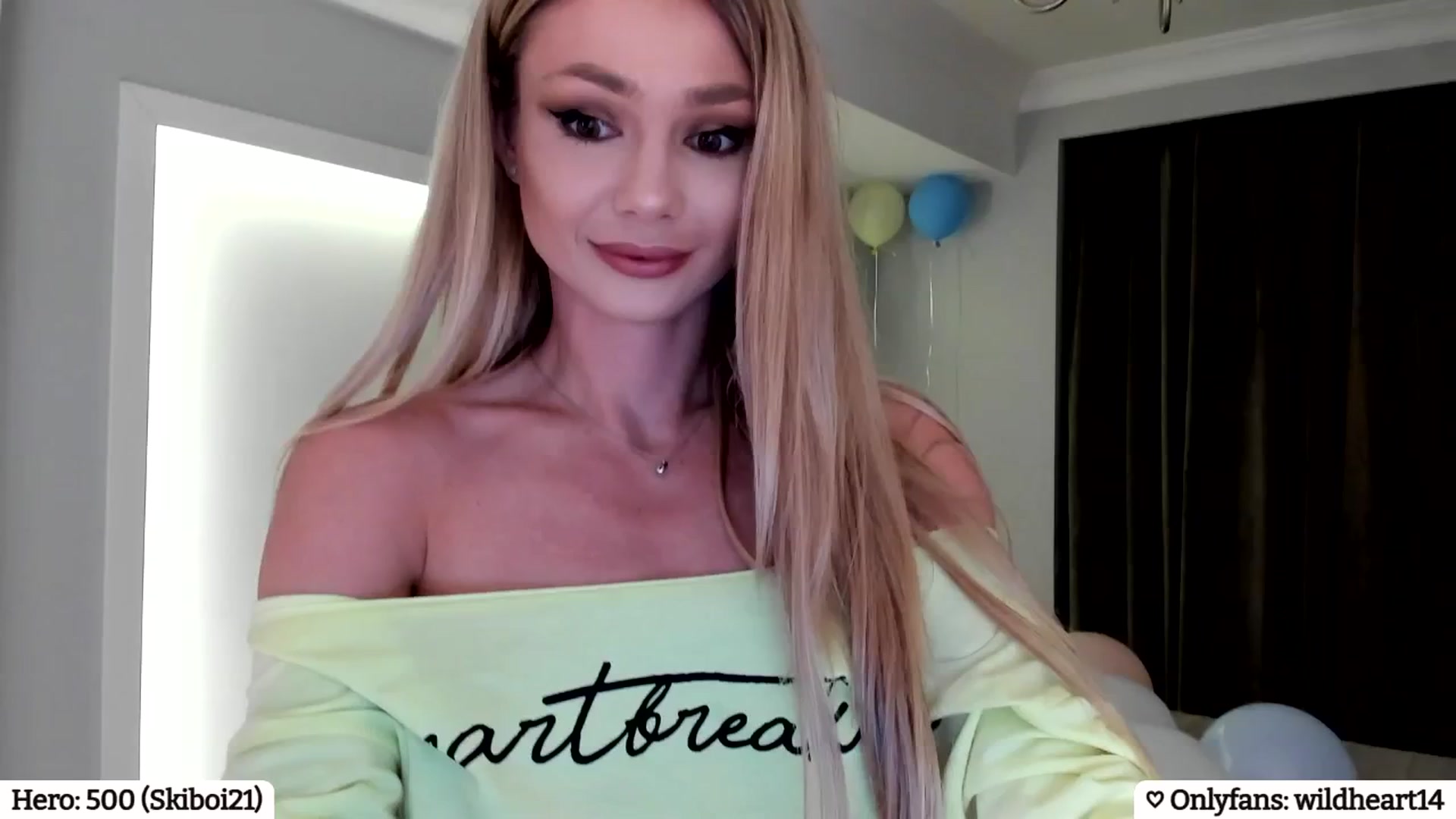 Gallery image thumbnail from Yveline's myfreecams stream on, 04/28/2025, 24:37 image 7 of 20