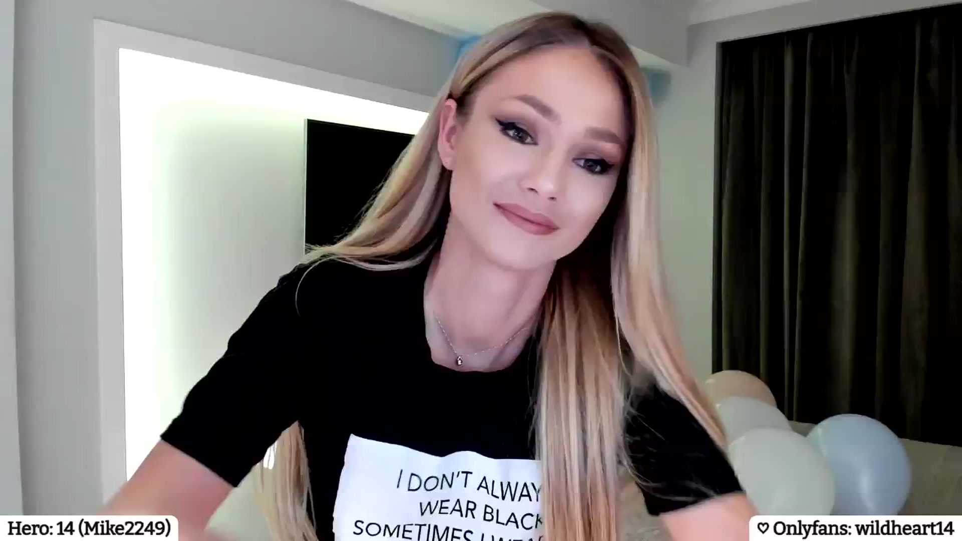 Gallery image thumbnail from Yveline's myfreecams stream on, 04/28/2025, 24:37 image 2 of 20