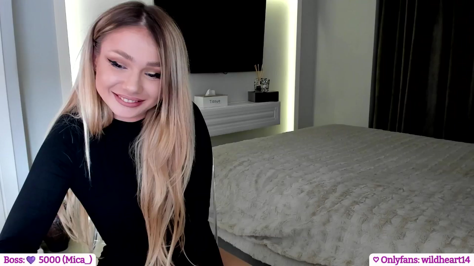 Gallery image thumbnail from Yveline's myfreecams stream on, 05/09/2025, 23:23 image 14 of 20