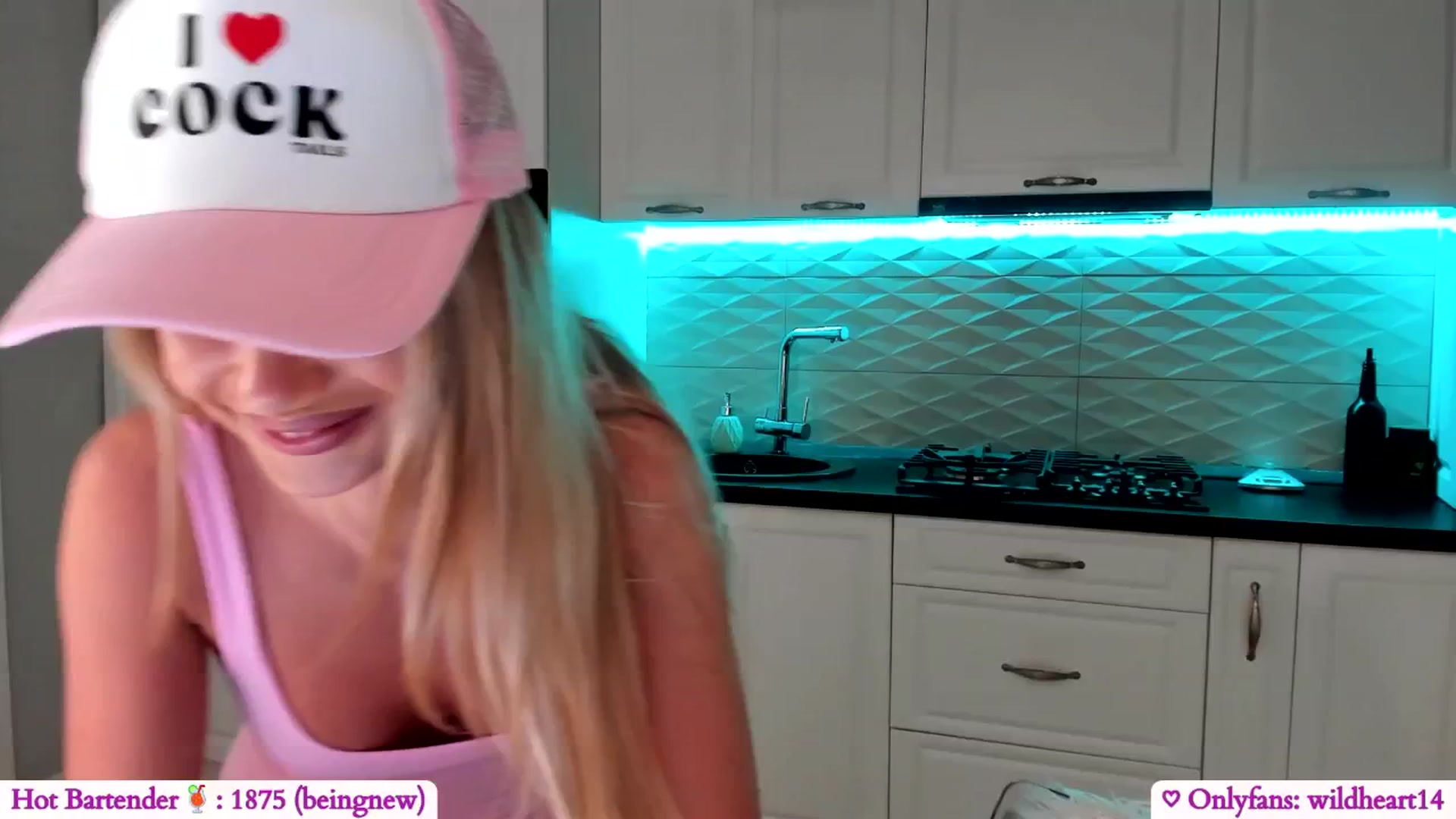Gallery image thumbnail from Yveline's myfreecams stream on, 06/06/2025, 23:56 image 18 of 20