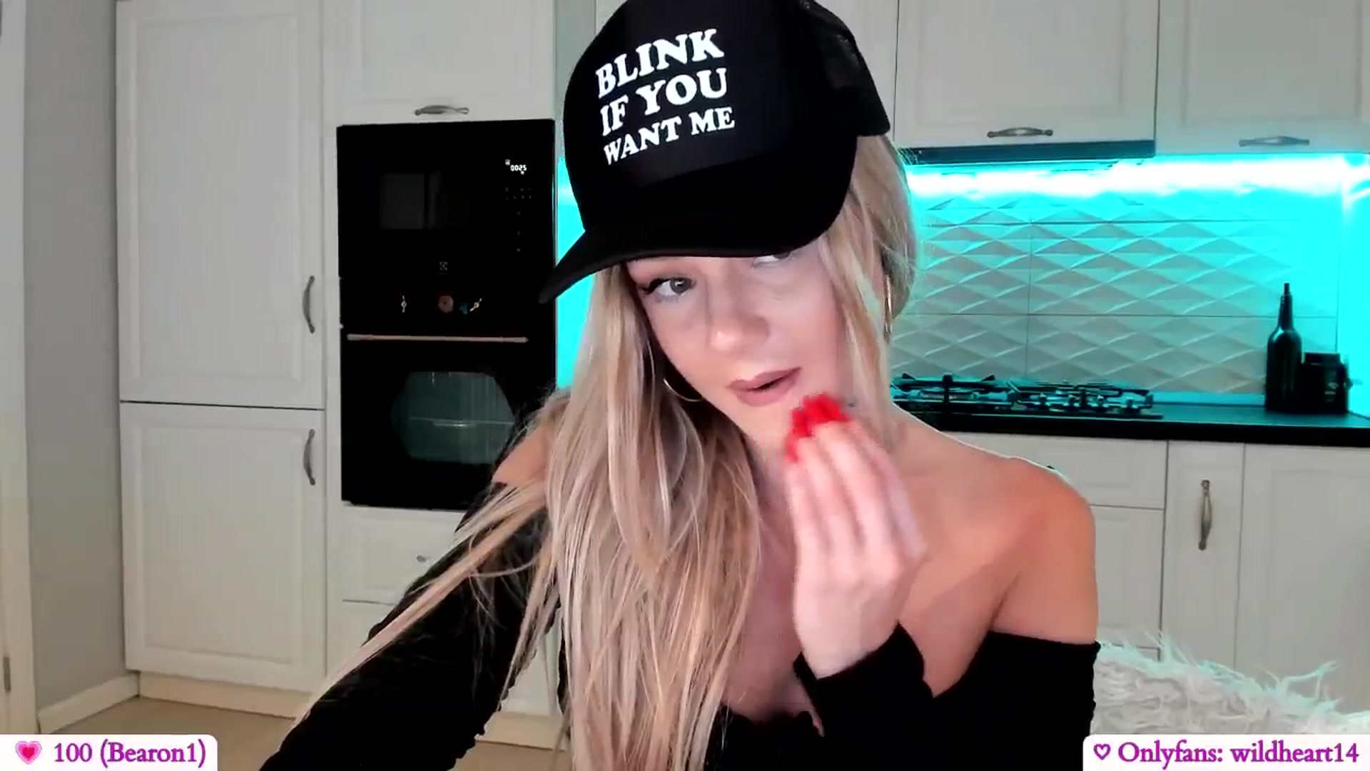 Gallery image thumbnail from Yveline's myfreecams stream on, 06/08/2025, 20:50 image 20 of 20