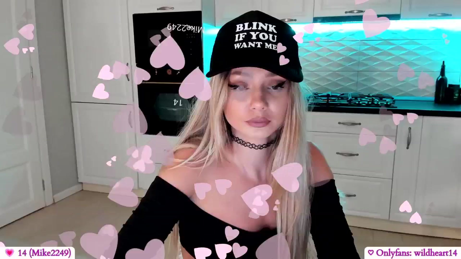 Gallery image thumbnail from Yveline's myfreecams stream on, 06/08/2025, 20:50 image 3 of 20