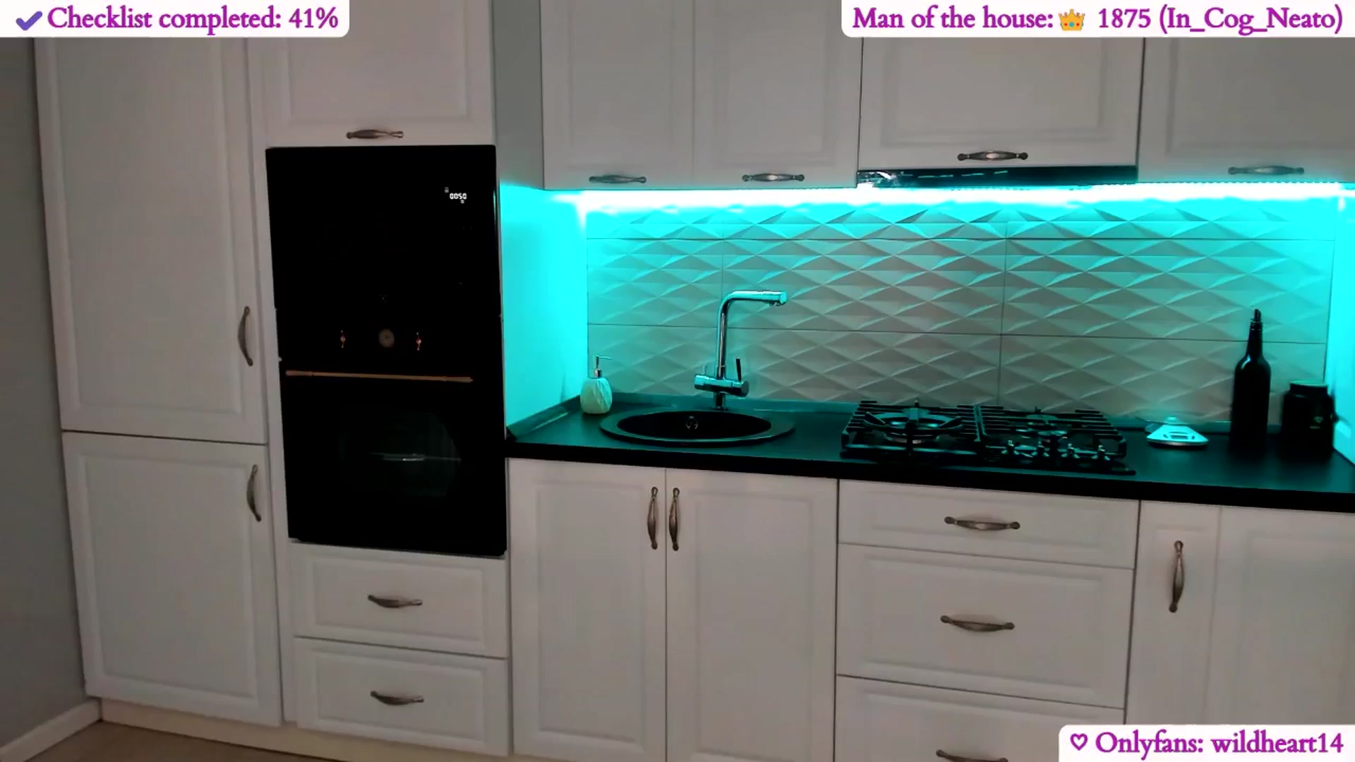 Gallery image thumbnail from Yveline's myfreecams stream on, 06/12/2025, 24:37 image 2 of 20