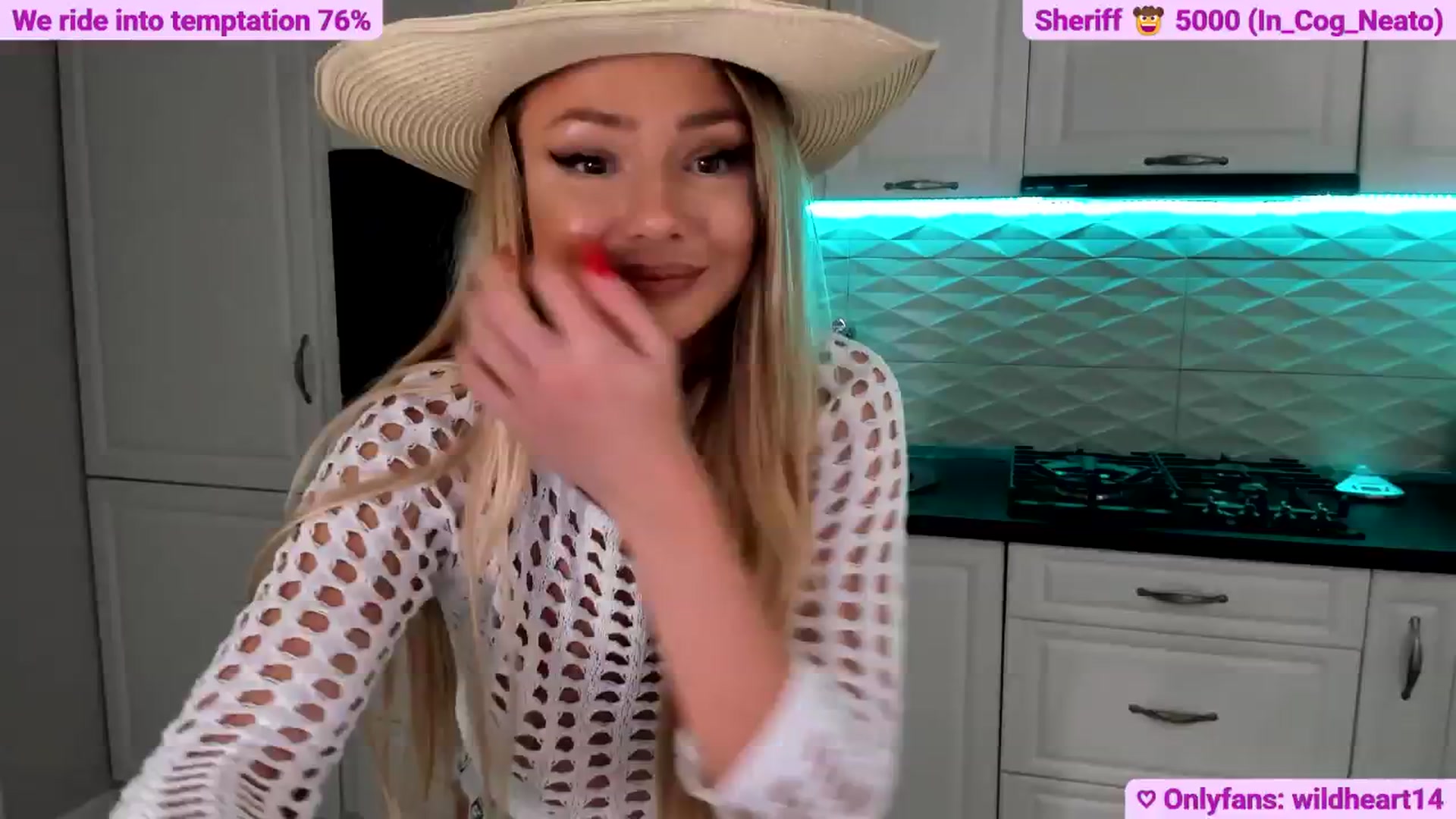 Gallery image thumbnail from Yveline's myfreecams stream on, 06/15/2025, 22:37 image 4 of 20