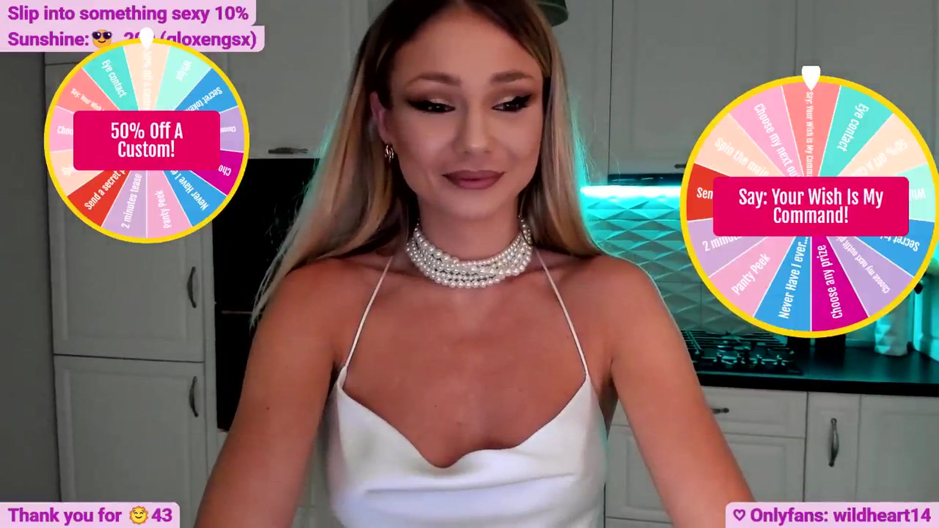Gallery image thumbnail from Yveline's myfreecams stream on, 06/19/2025, 16:01 image 8 of 20